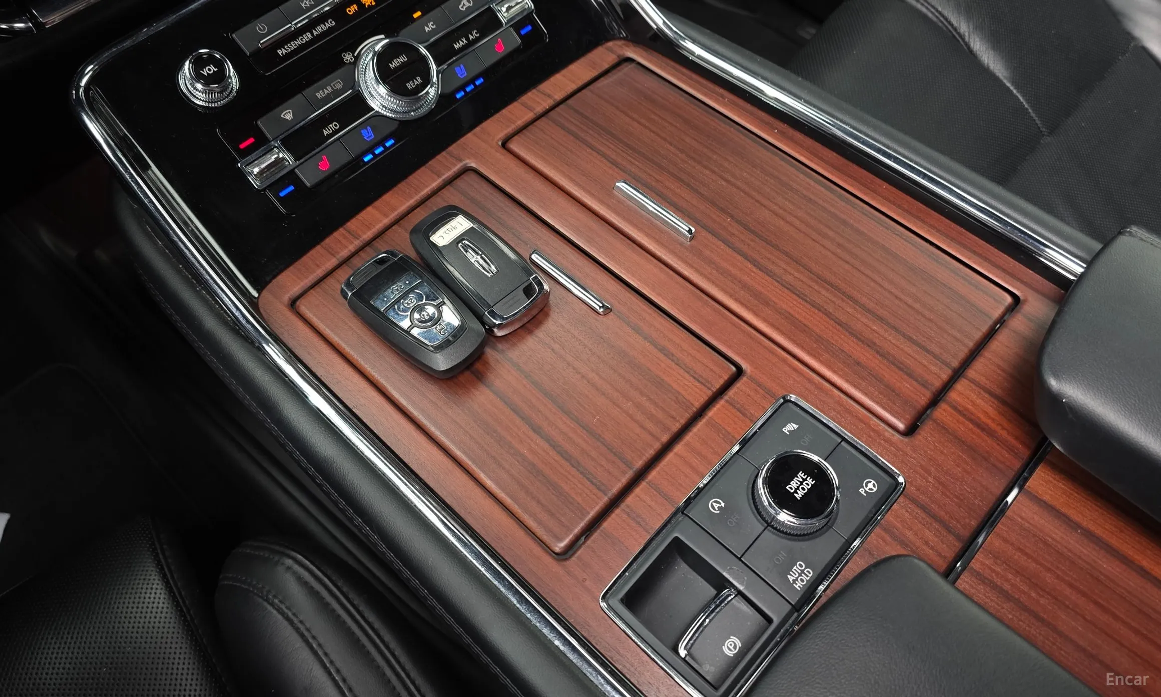 Lincoln Navigator 4th generation превью 9