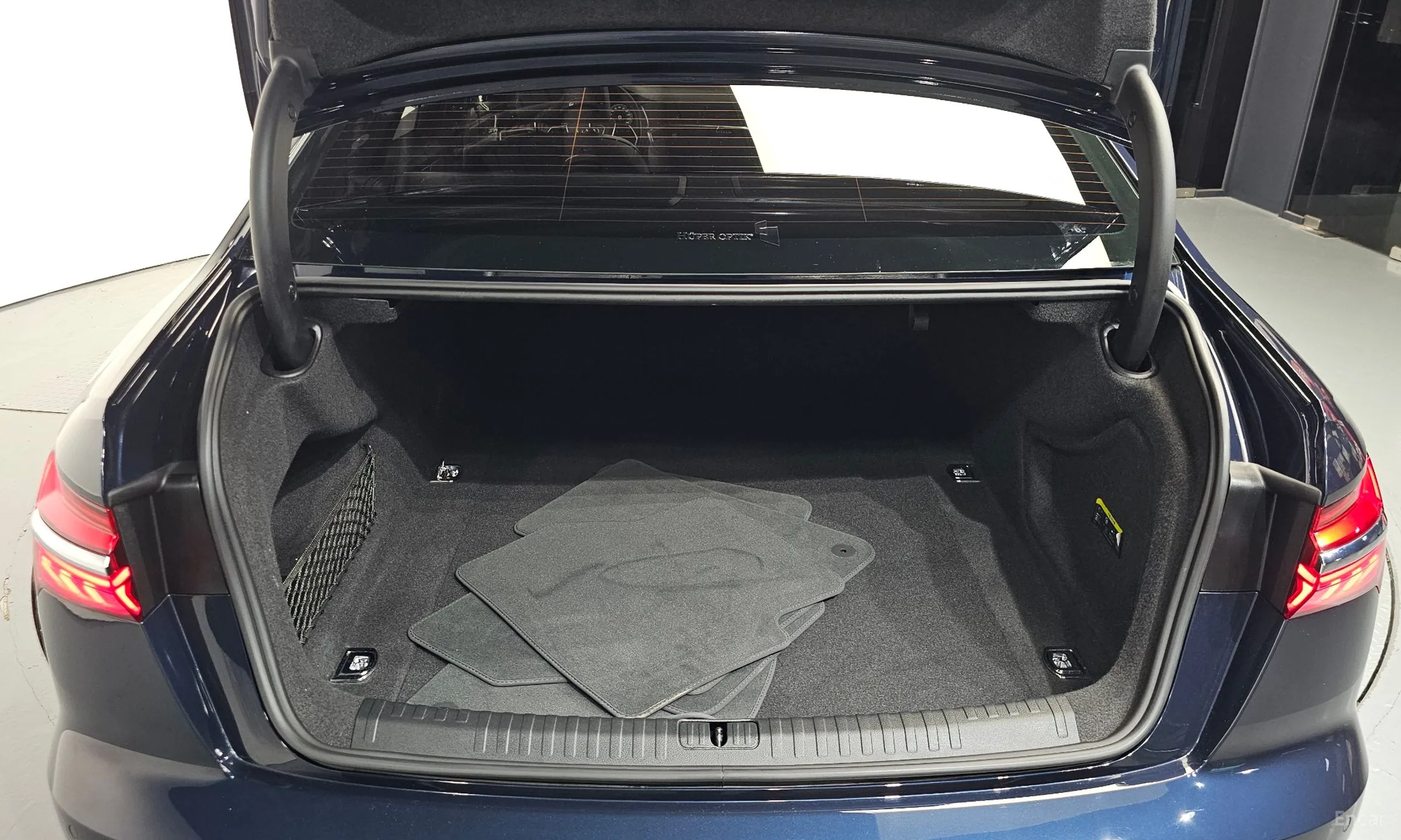 Audi A6 (C8) превью 20