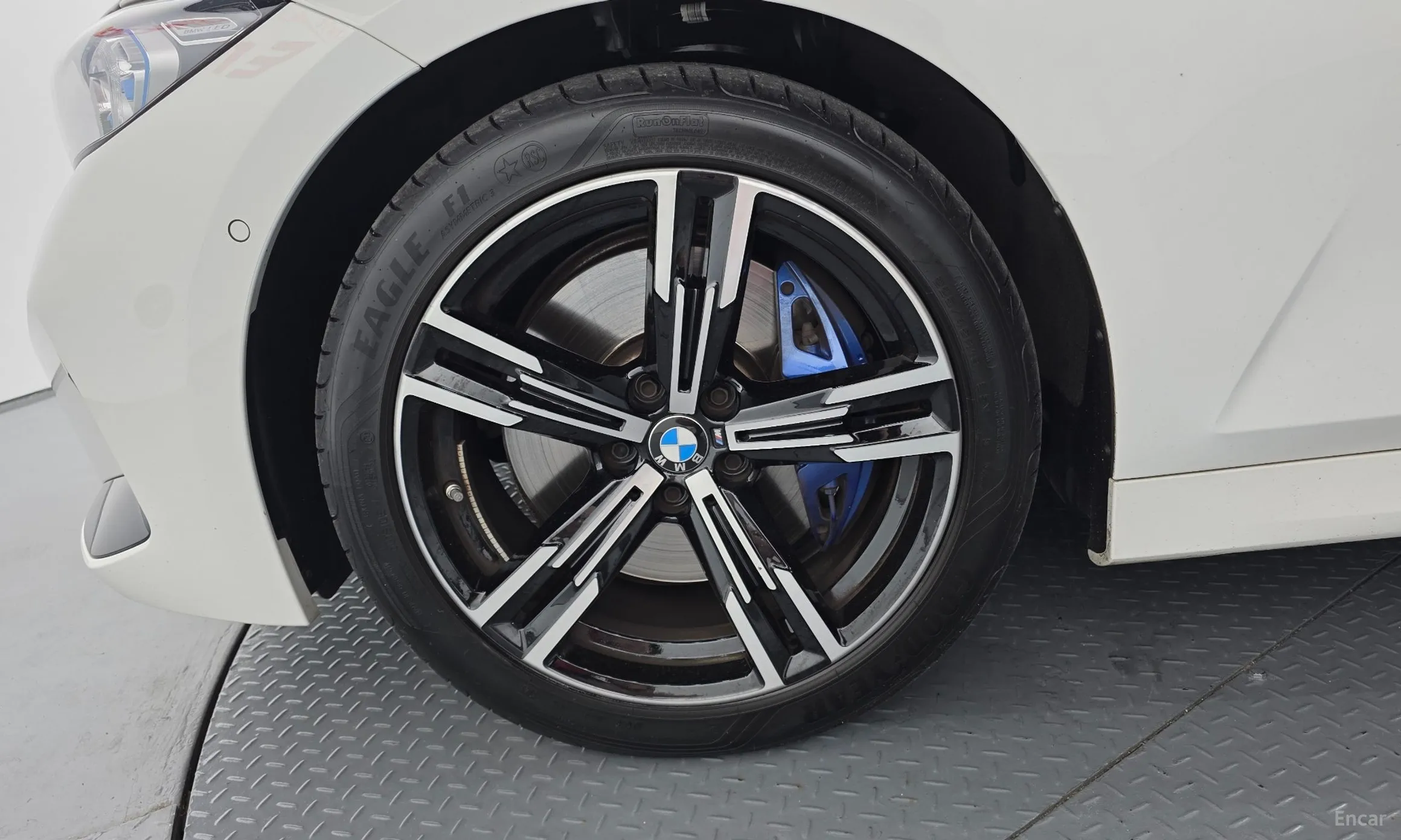 BMW 3 Series (G20) превью 5