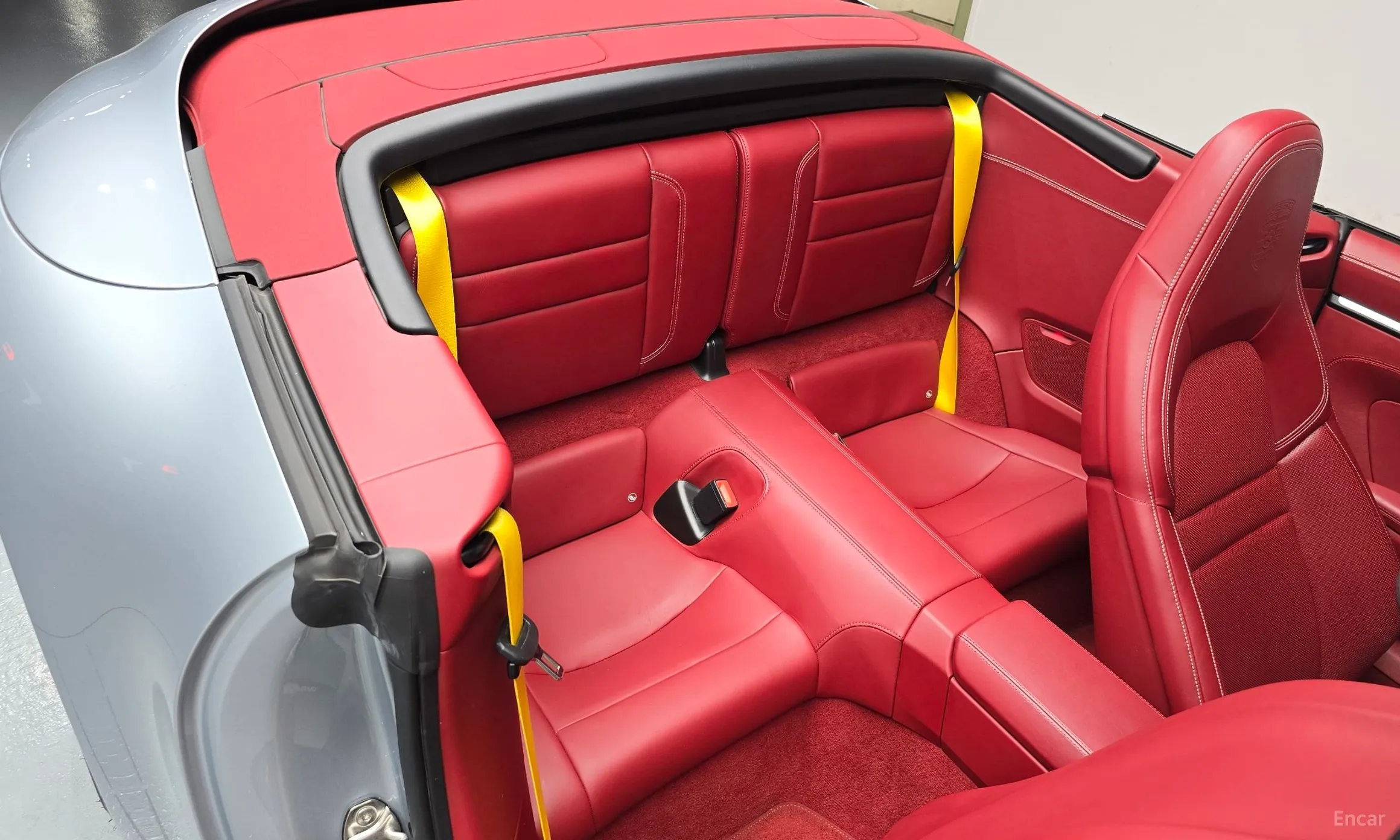 Porsche 911 (992) превью 12