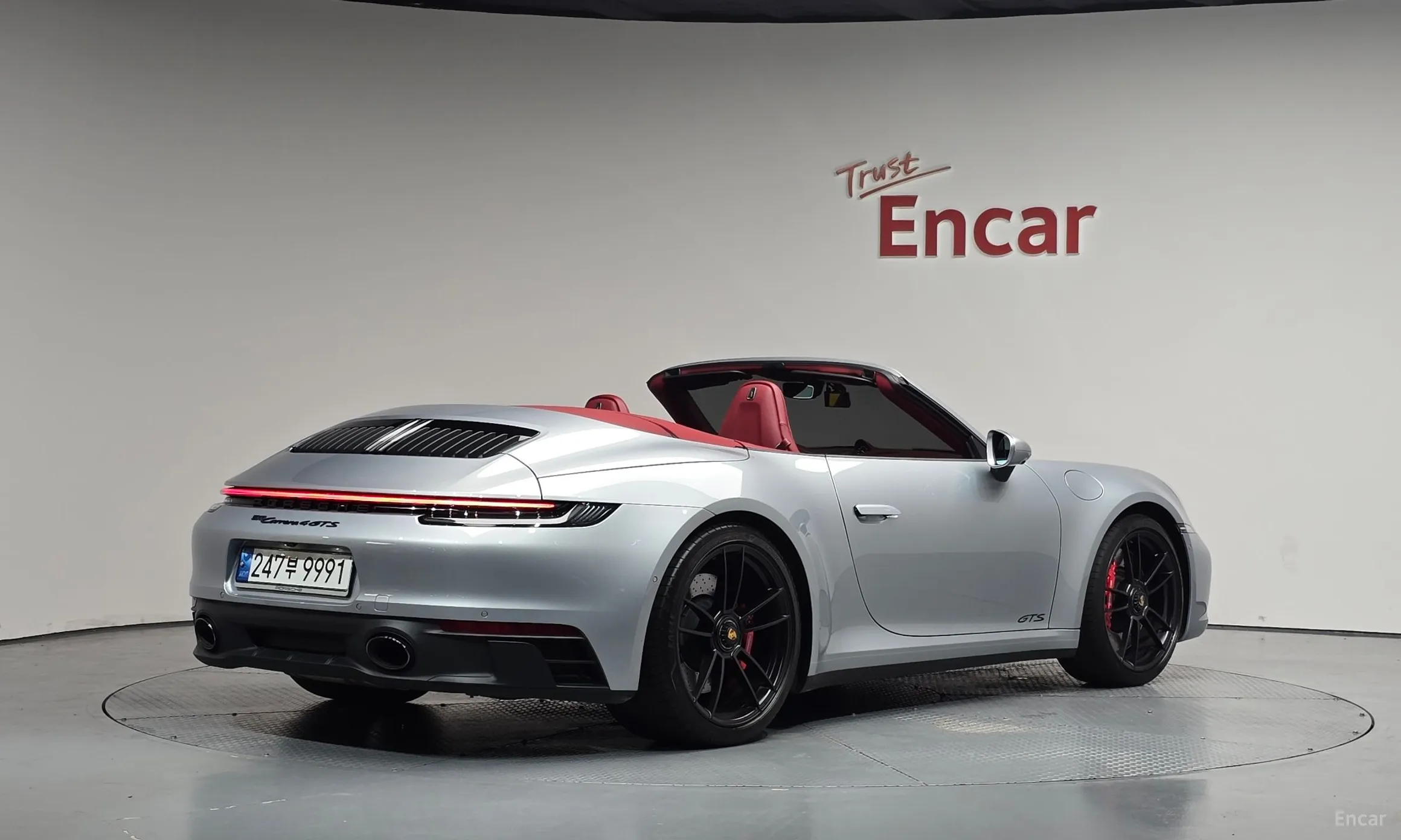 Porsche 911 (992)