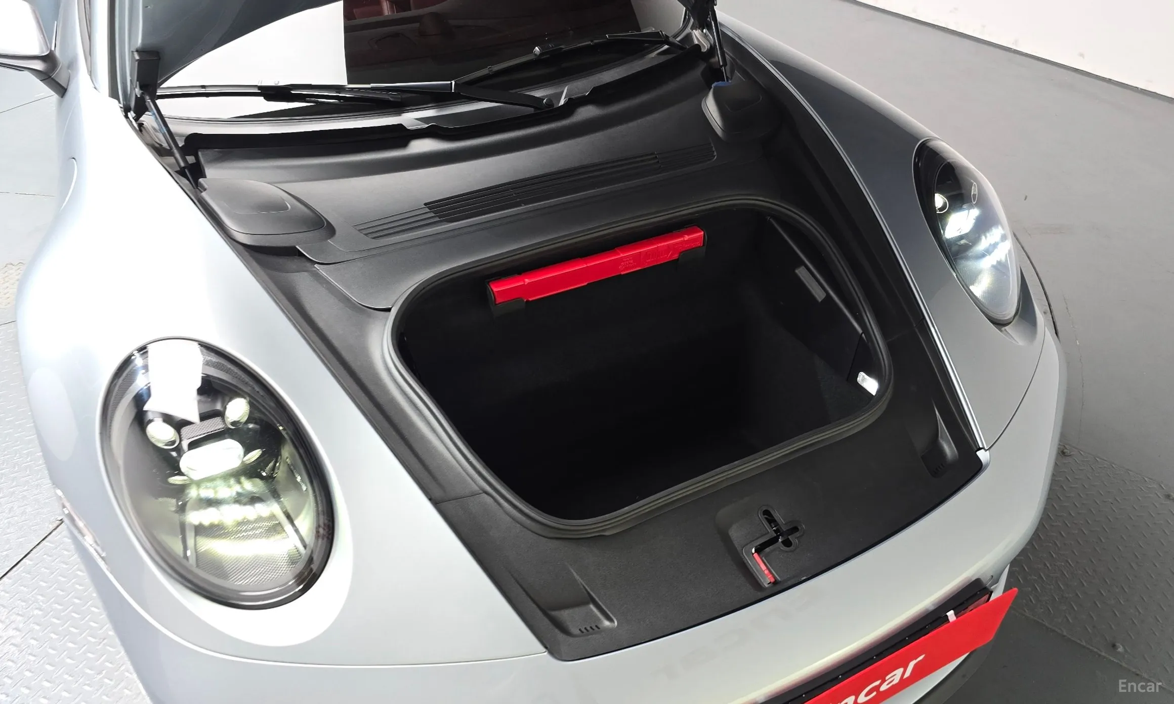Porsche 911 (992) превью 6