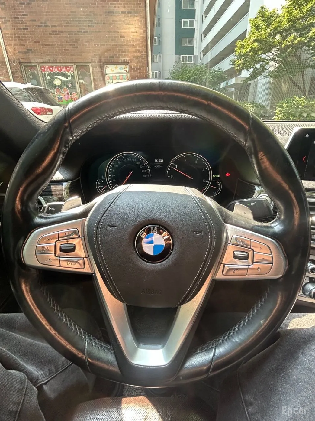 BMW 7 Series (G11) превью 14
