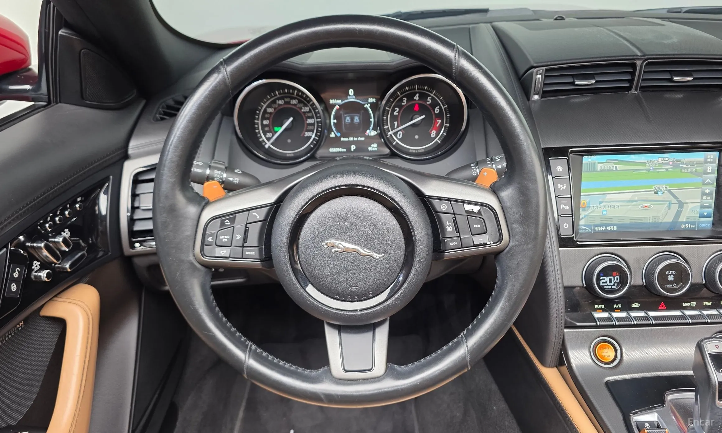 Jaguar F-TYPE превью 14