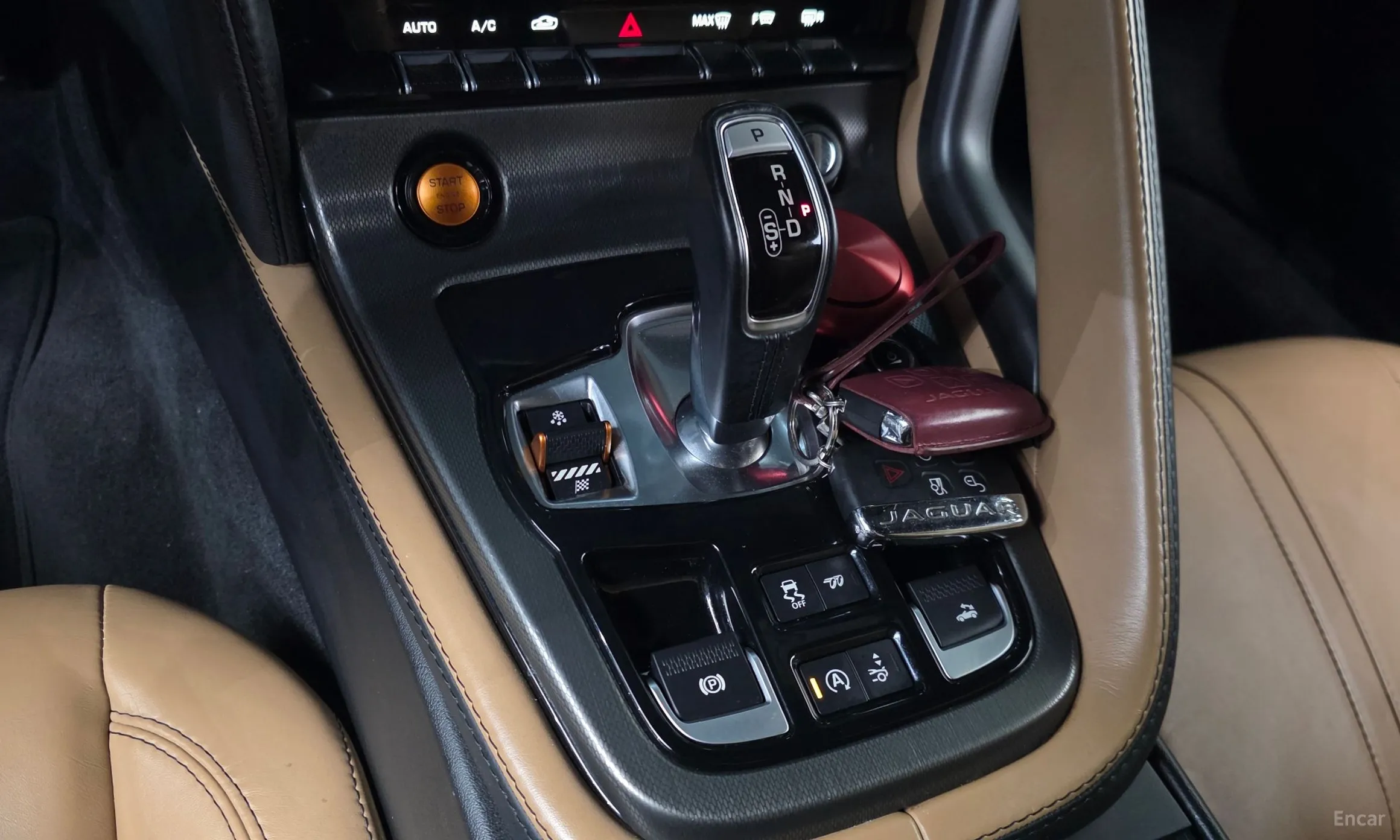 Jaguar F-TYPE превью 9