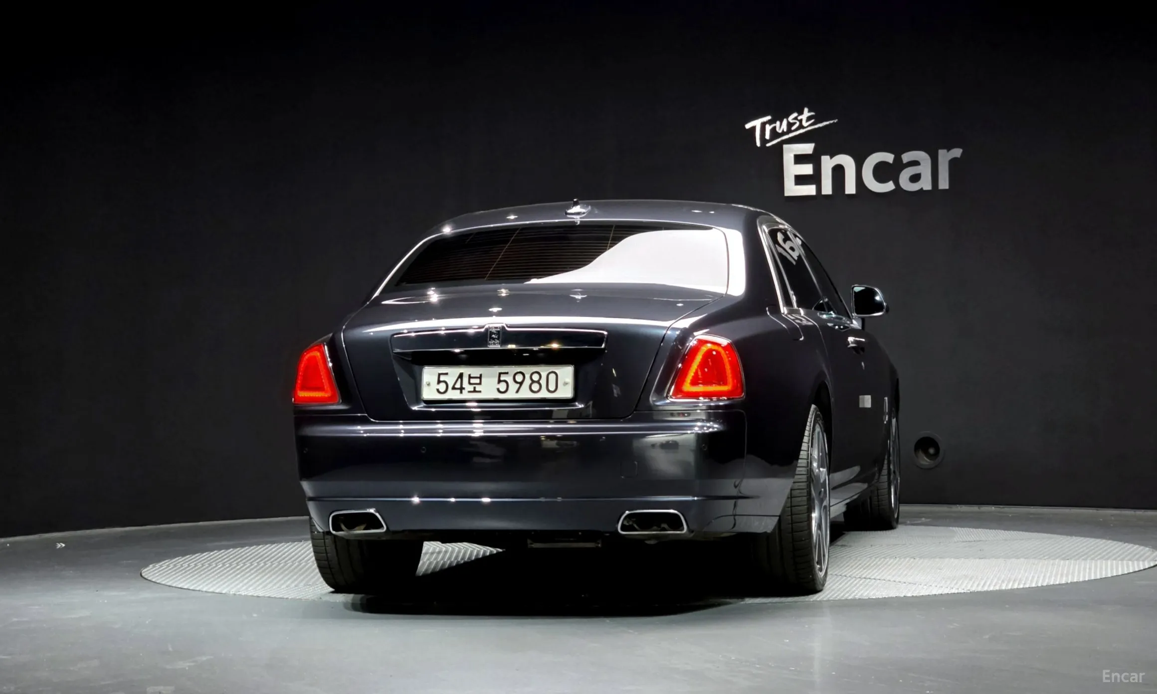 Rolls-Royce Ghost превью 4