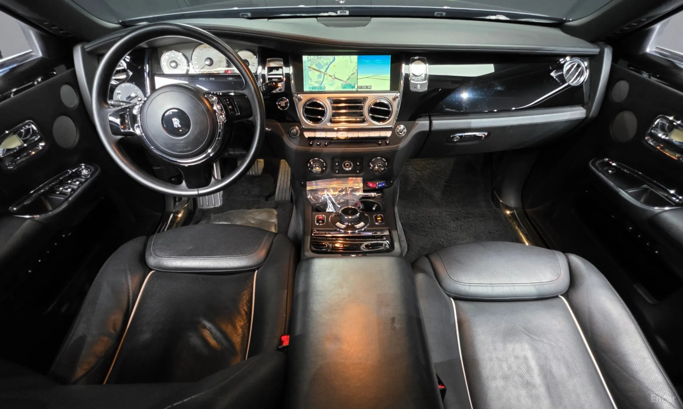 Rolls-Royce Ghost превью 7