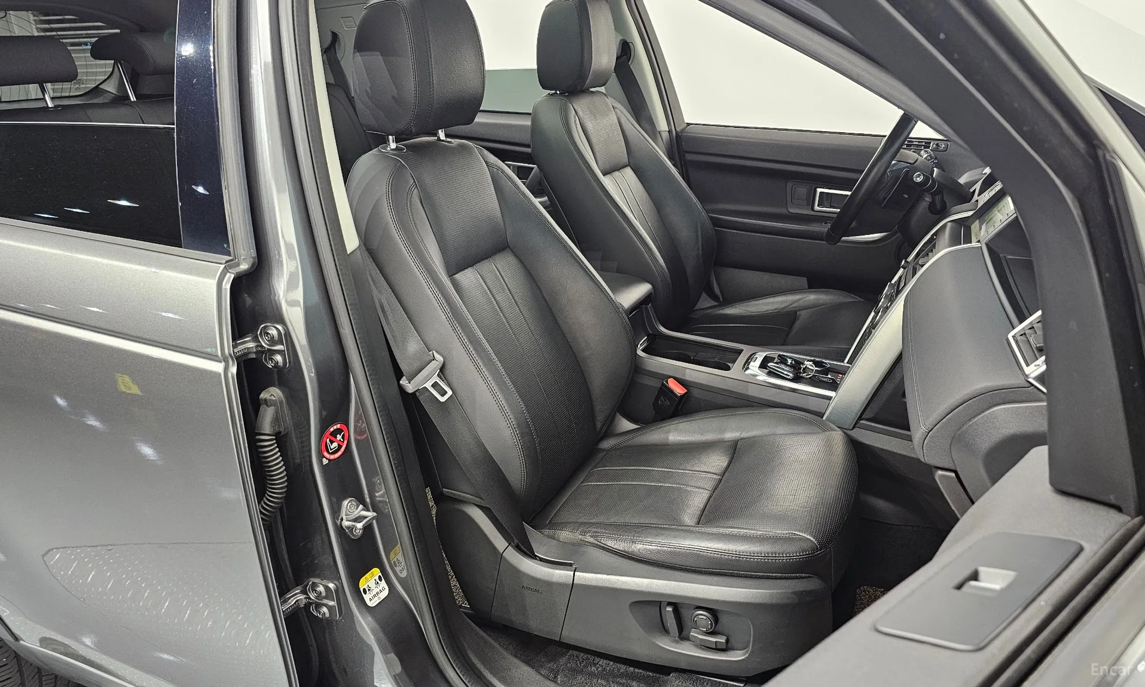 Land Rover Discovery Sports превью 12