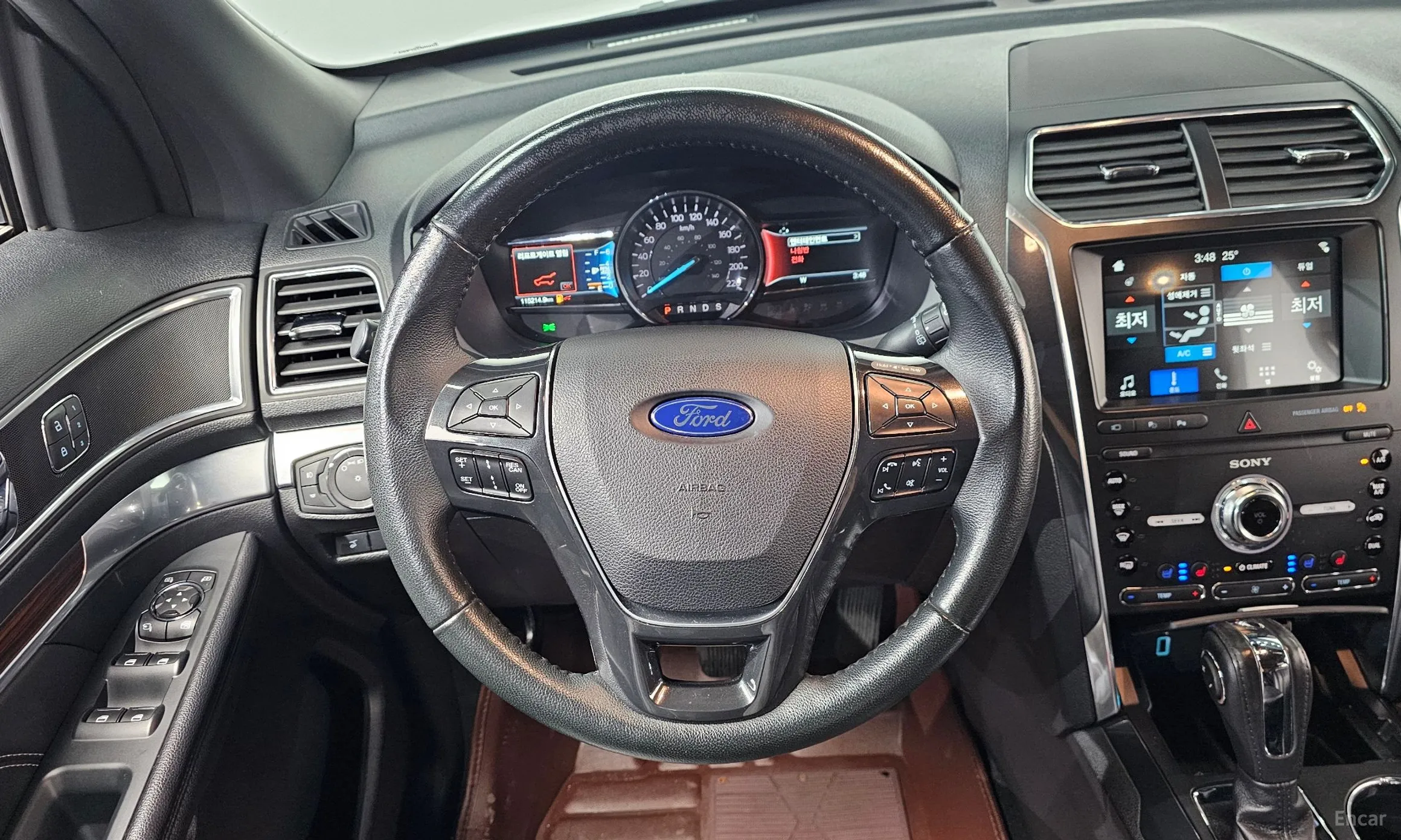 Ford Explorer превью 12