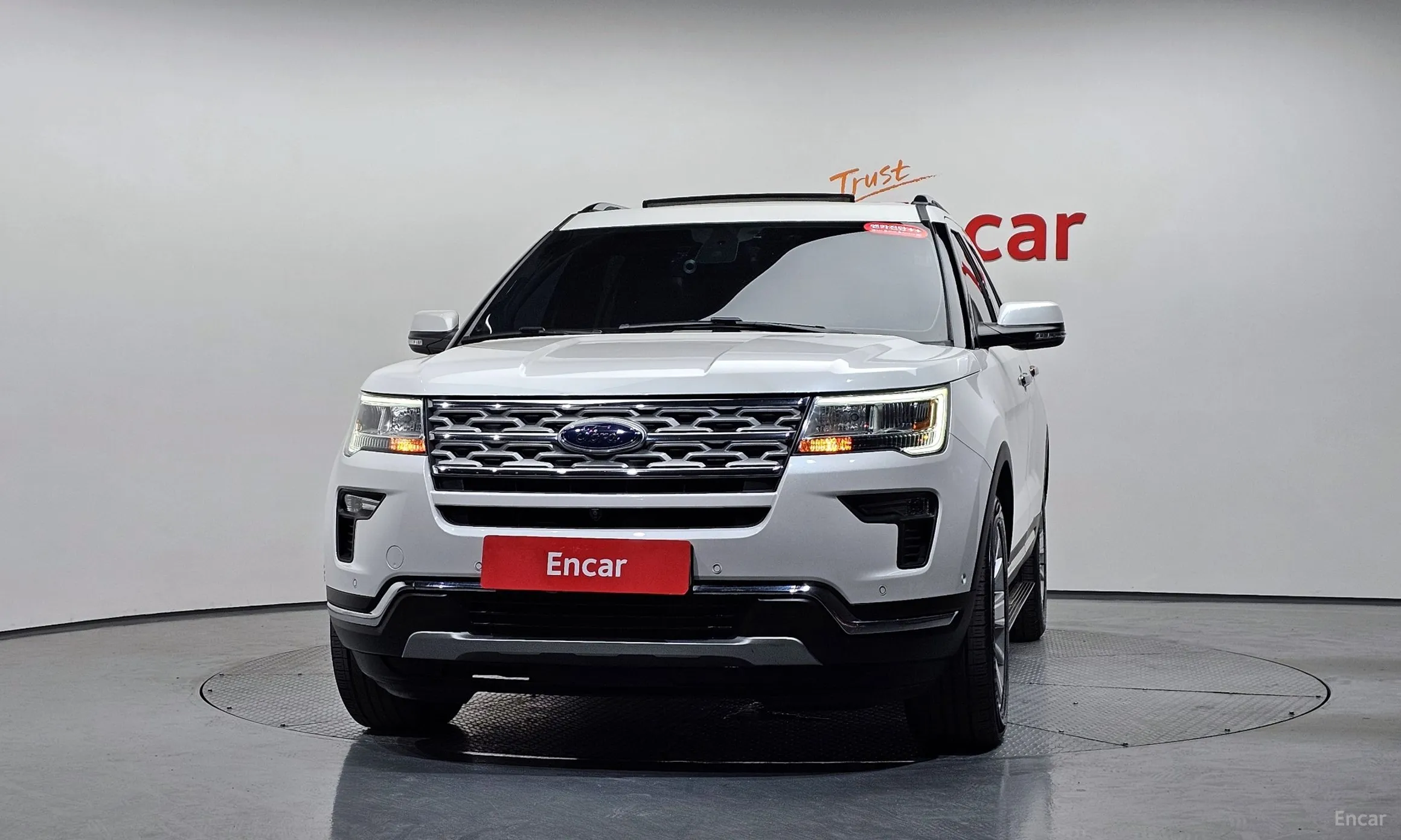 Ford Explorer превью 3