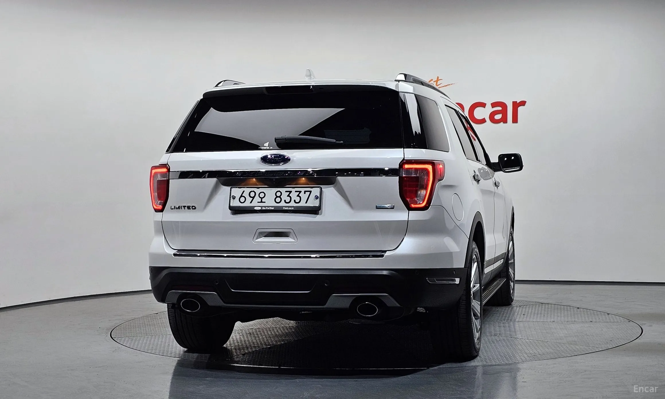 Ford Explorer превью 4