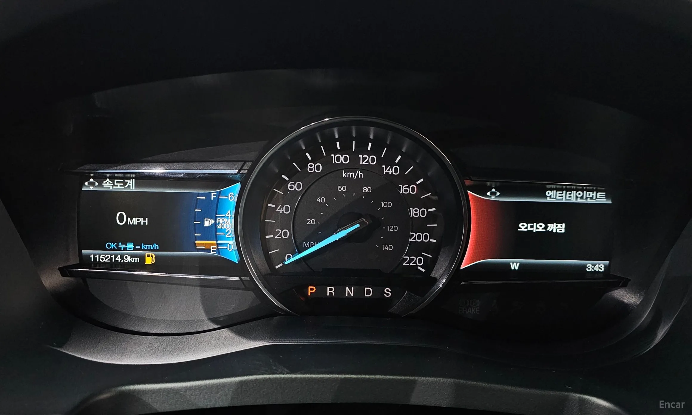 Ford Explorer превью 8