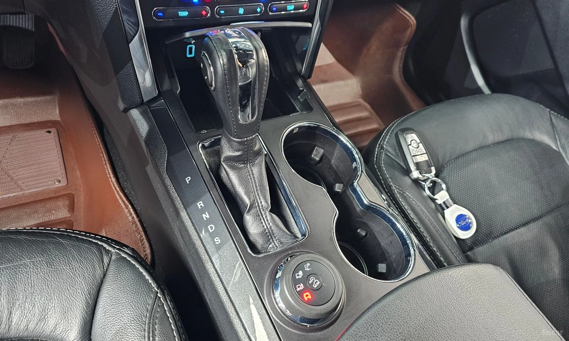 Ford Explorer превью 9