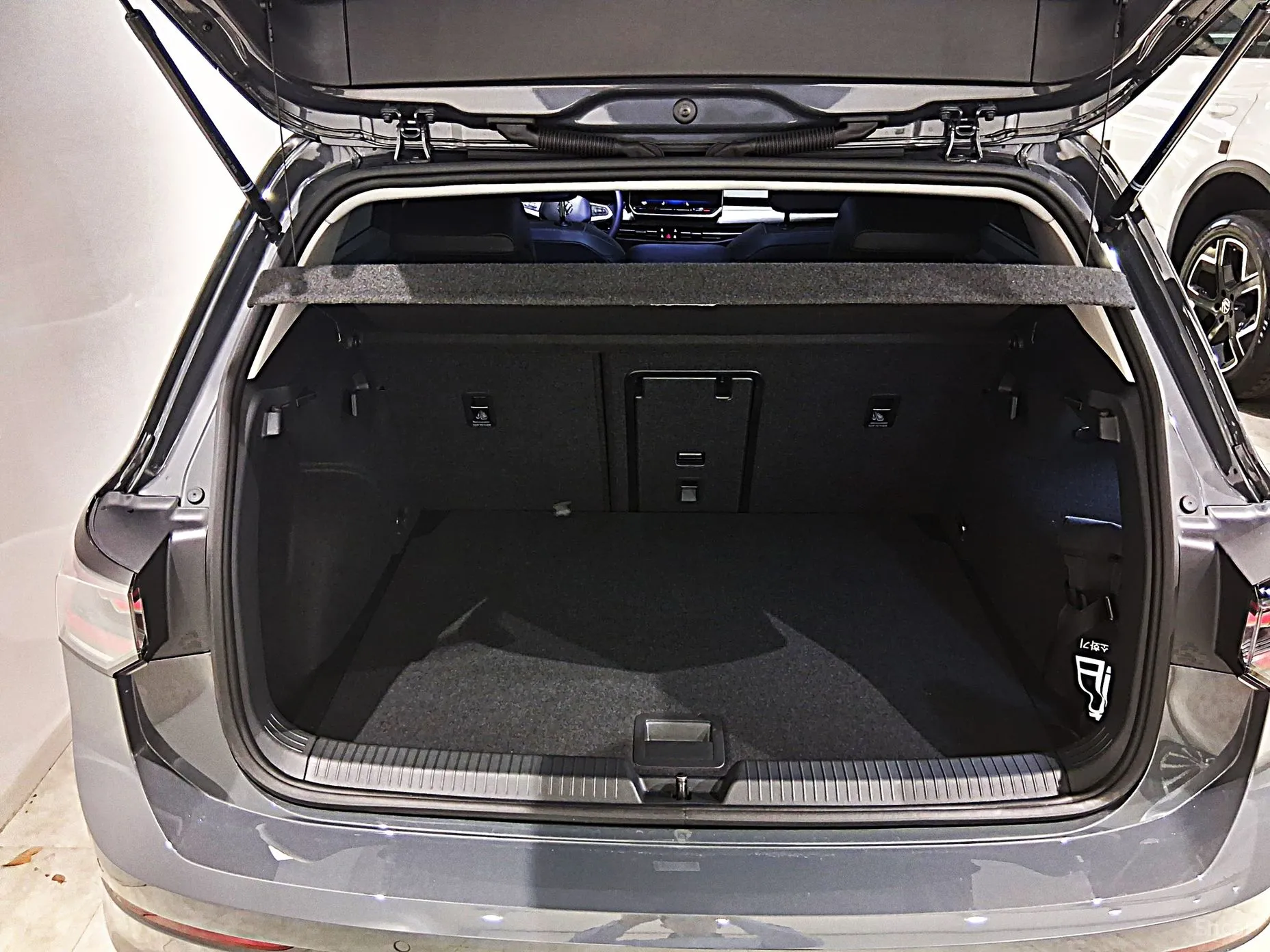 Volkswagen Golf 8th Generation превью 14