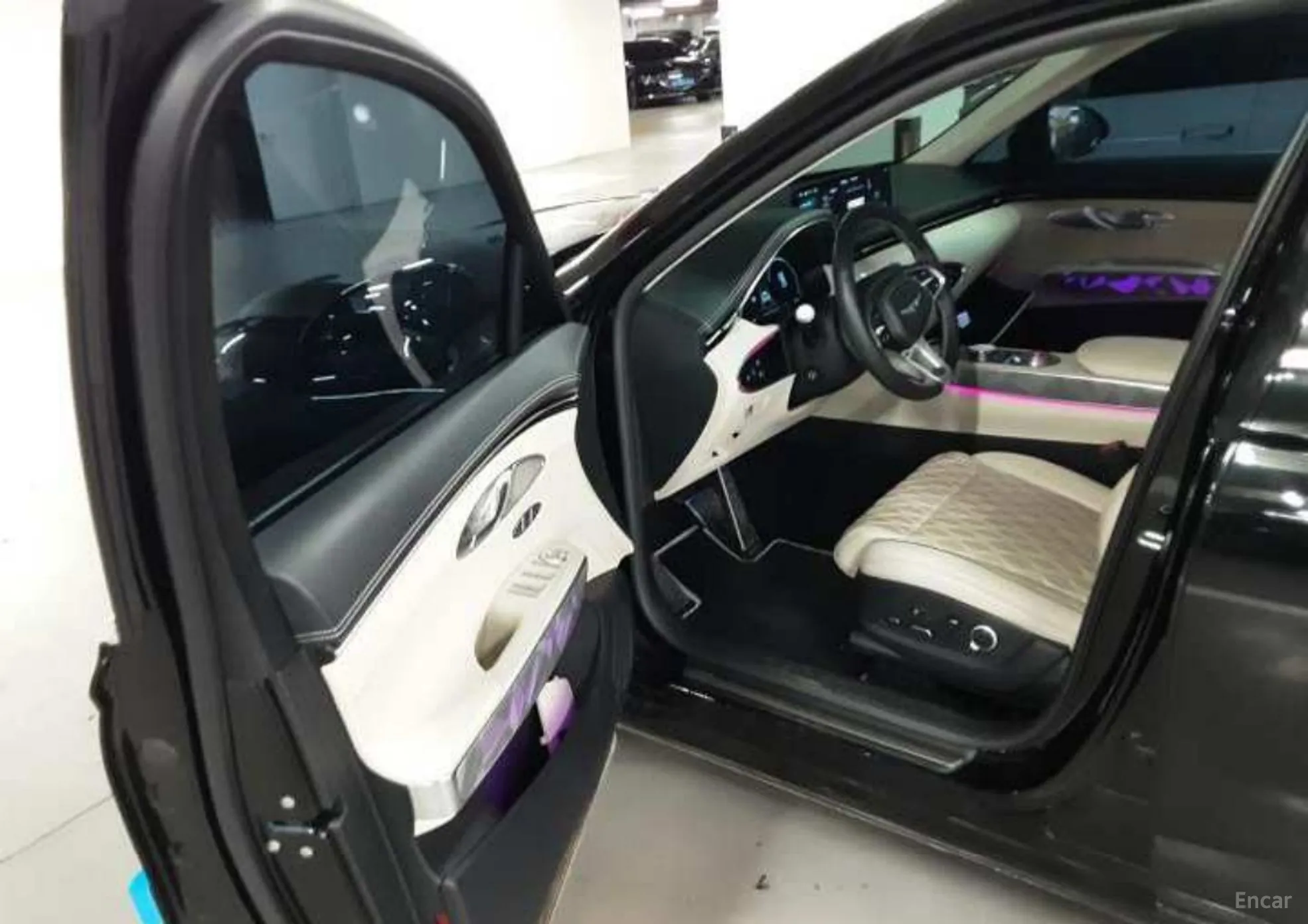 Genesis GV70 превью 4