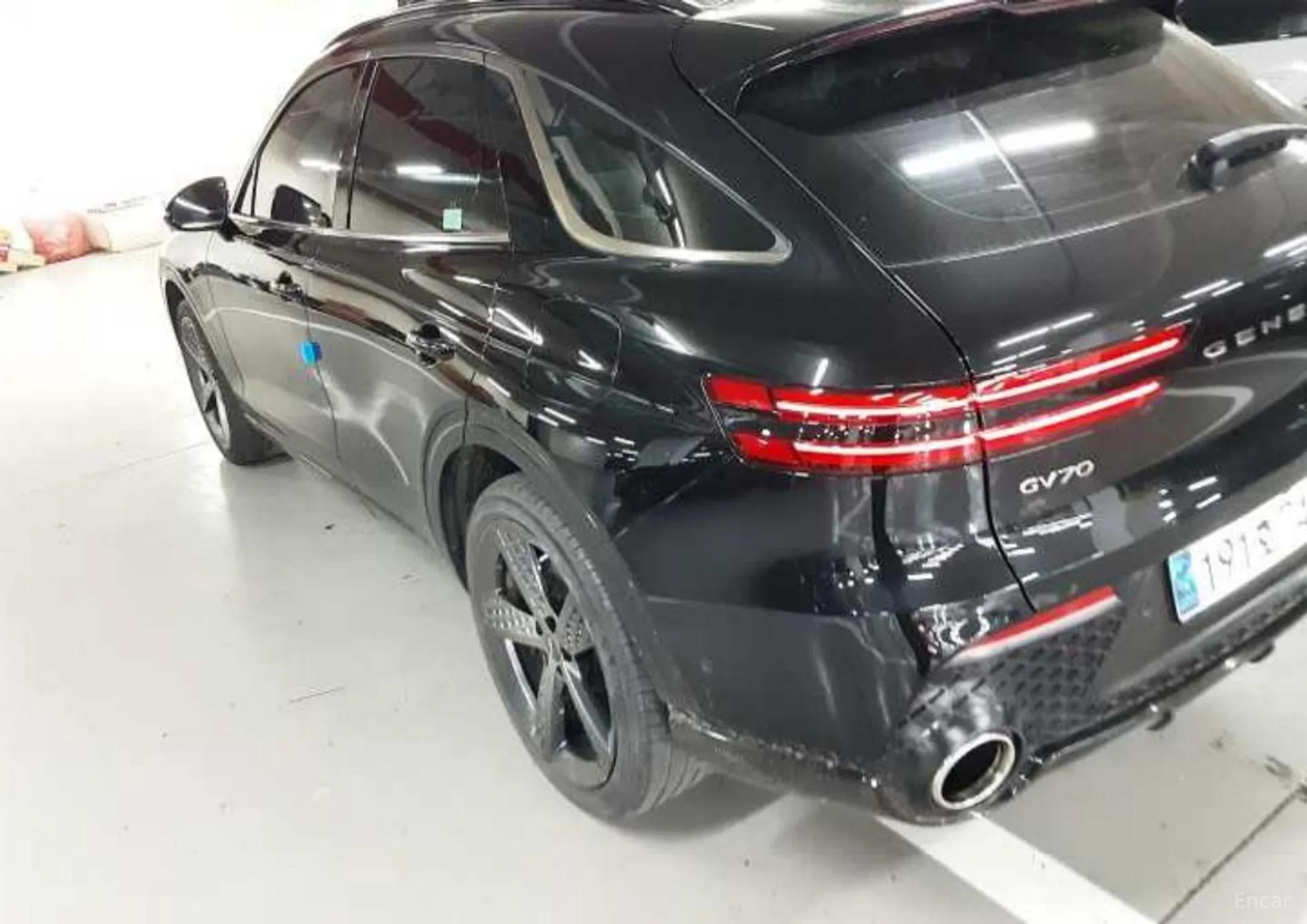 Genesis GV70 превью 9