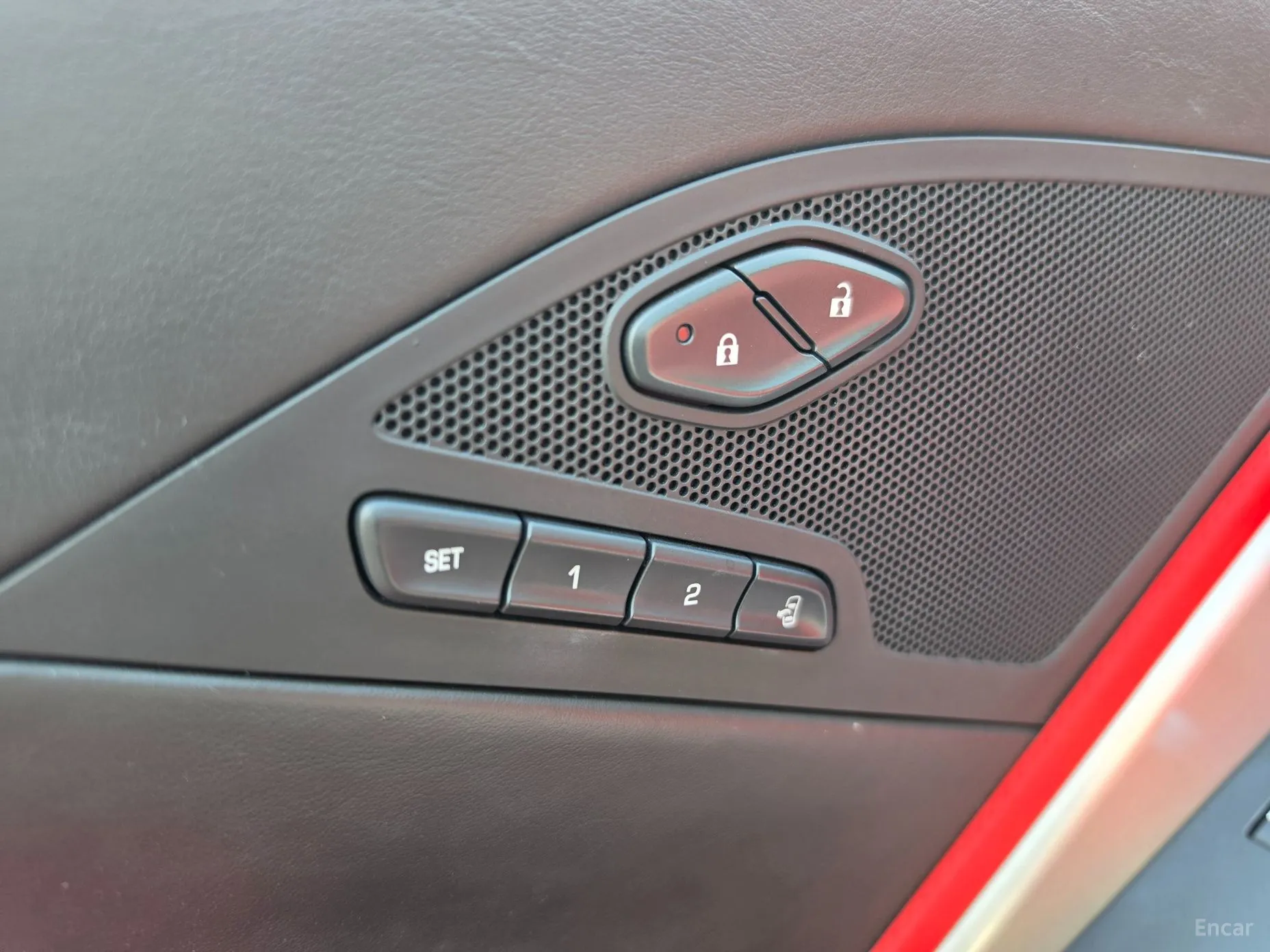 Chevrolet Corvette превью 13