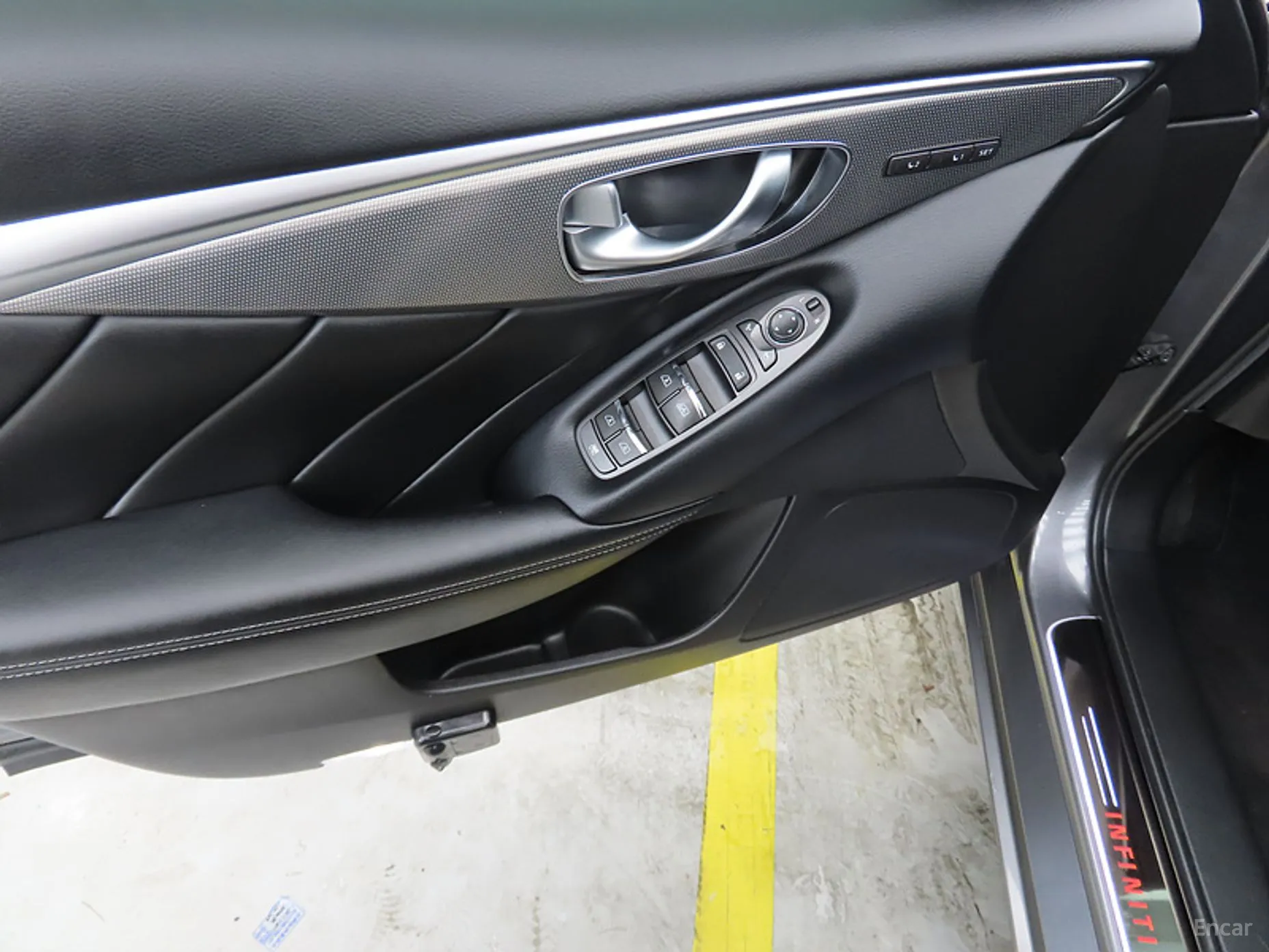 Infiniti Q50 превью 13