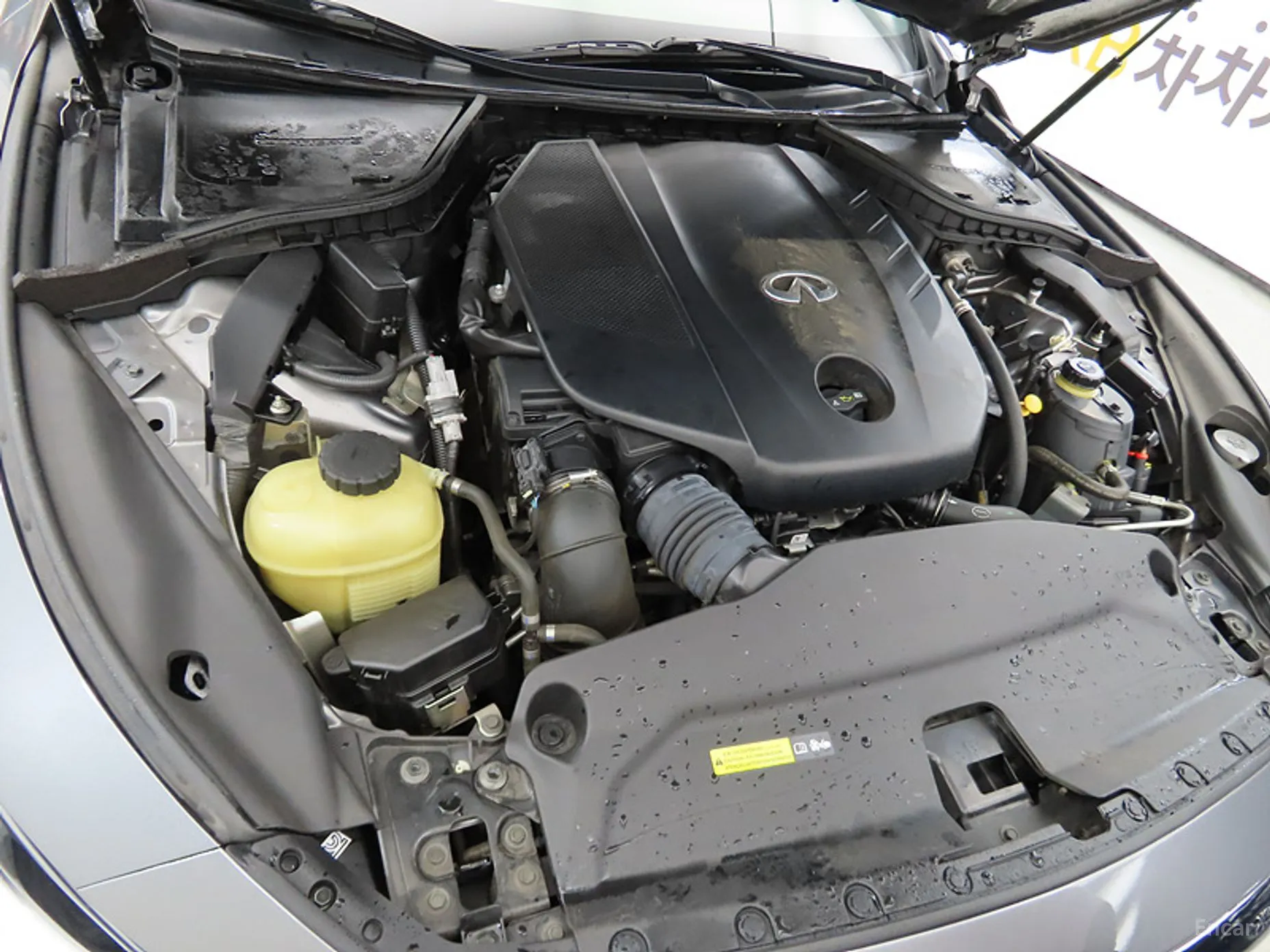 Infiniti Q50 превью 19