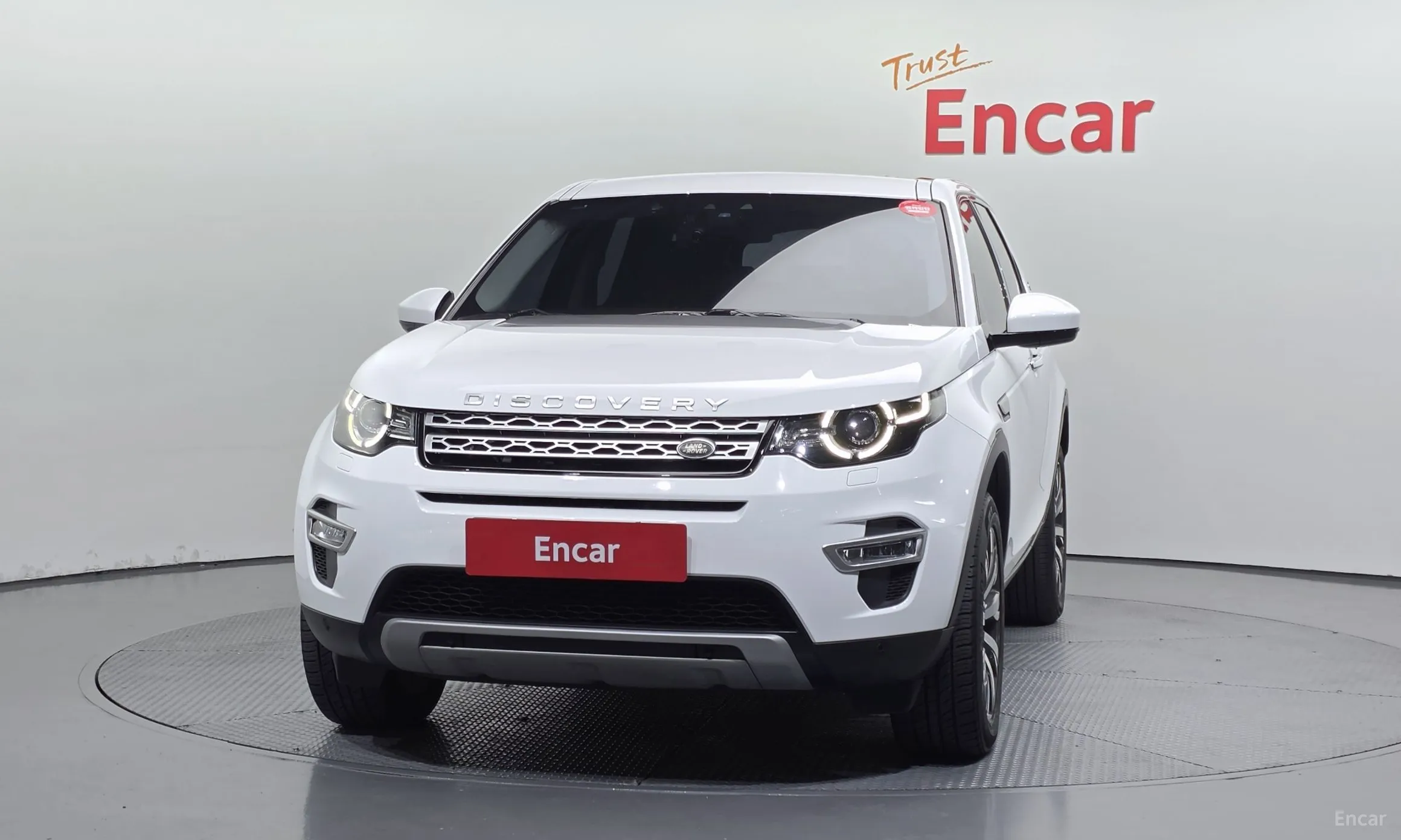 Land Rover Discovery Sports превью 3