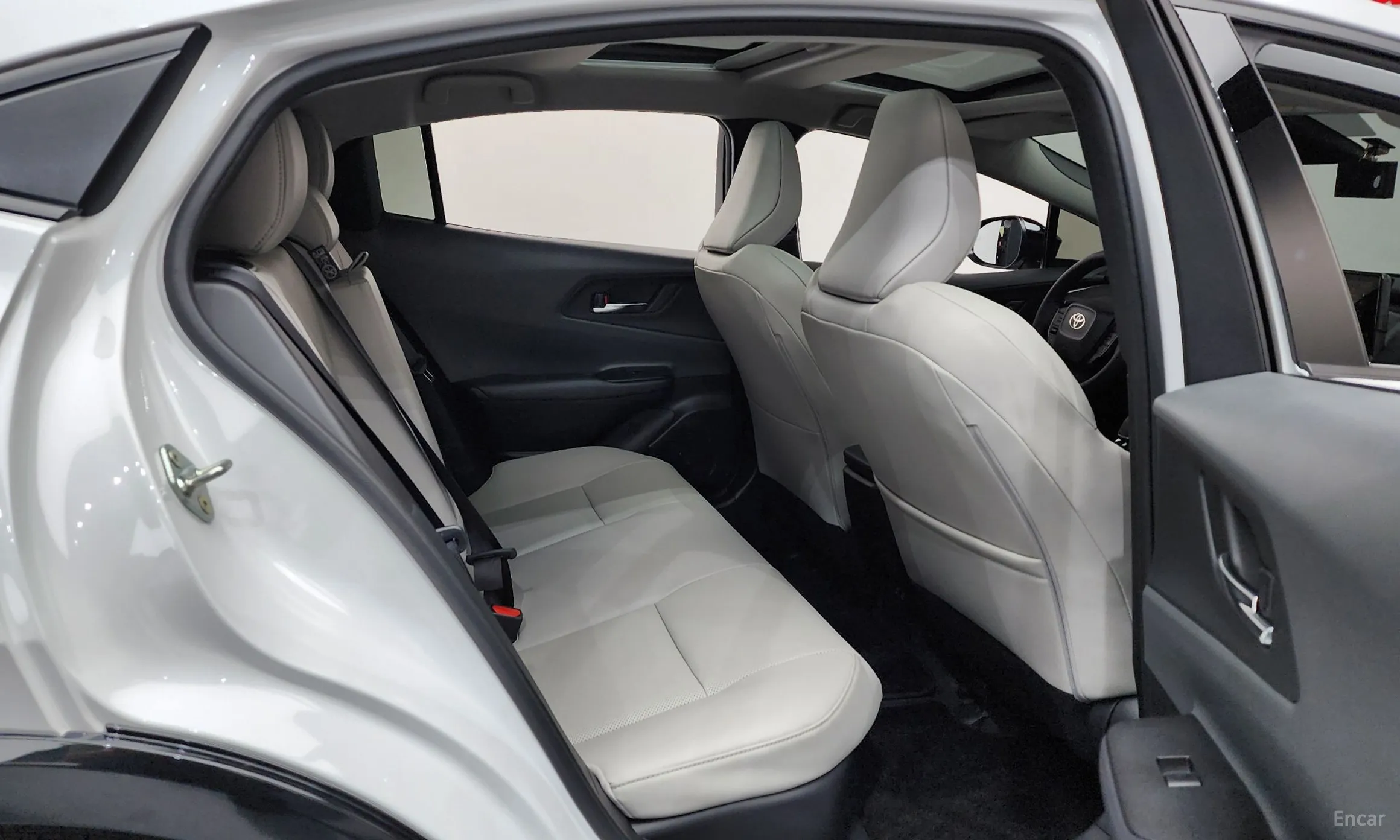 Toyota Prius 5th Generation превью 11