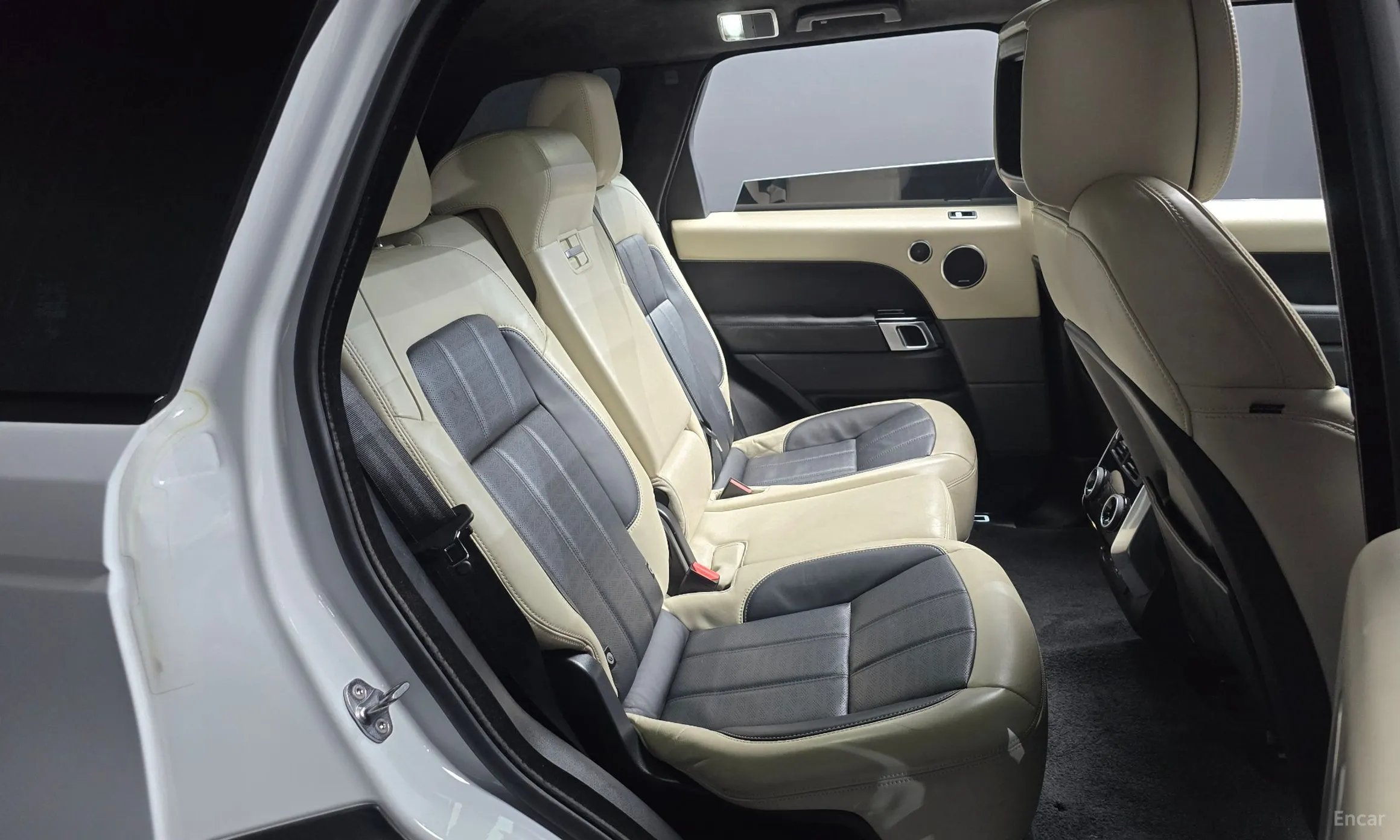 Land Rover Range Rover Sport 2nd Generation превью 11