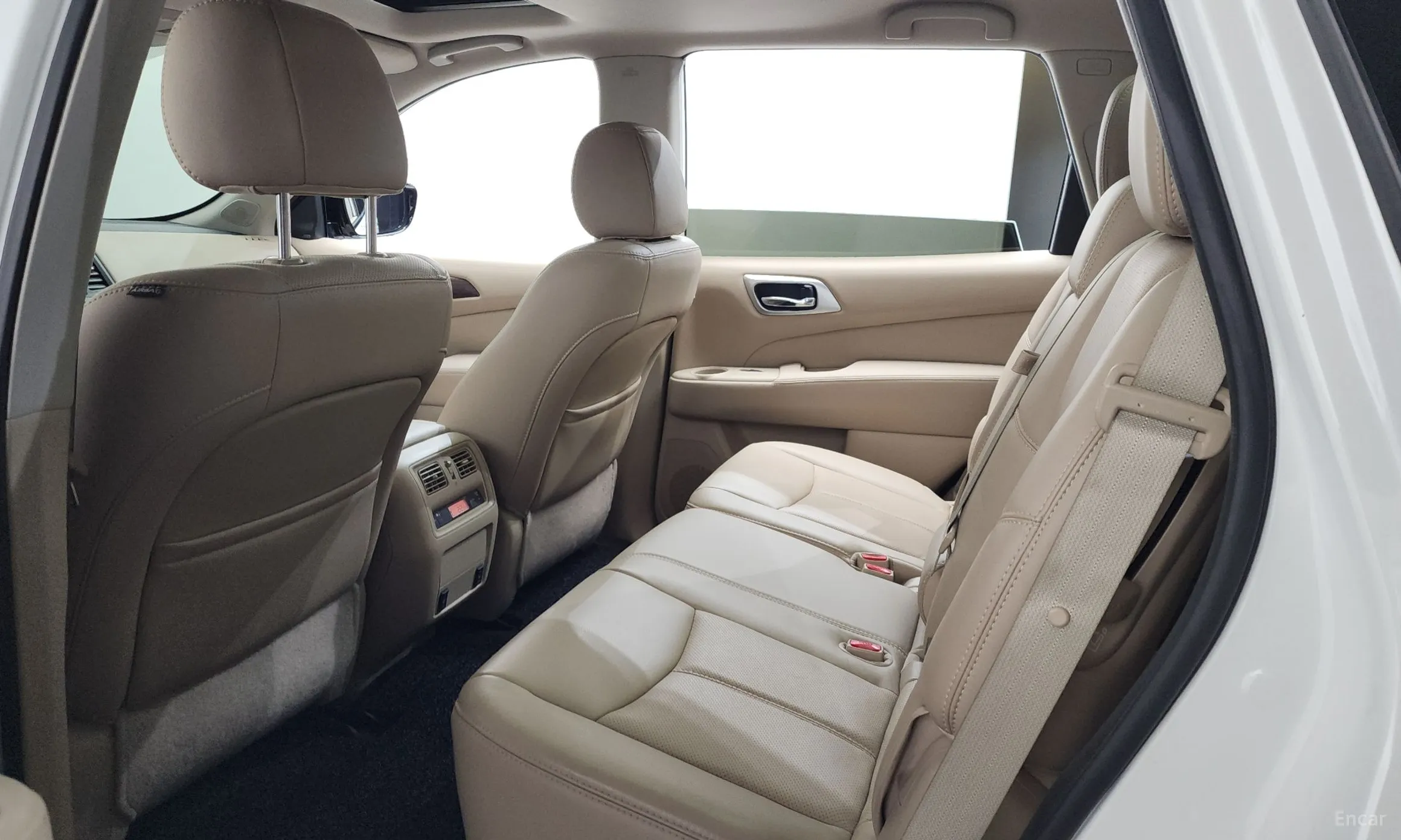 Nissan Pathfinder Gen 4 превью 11