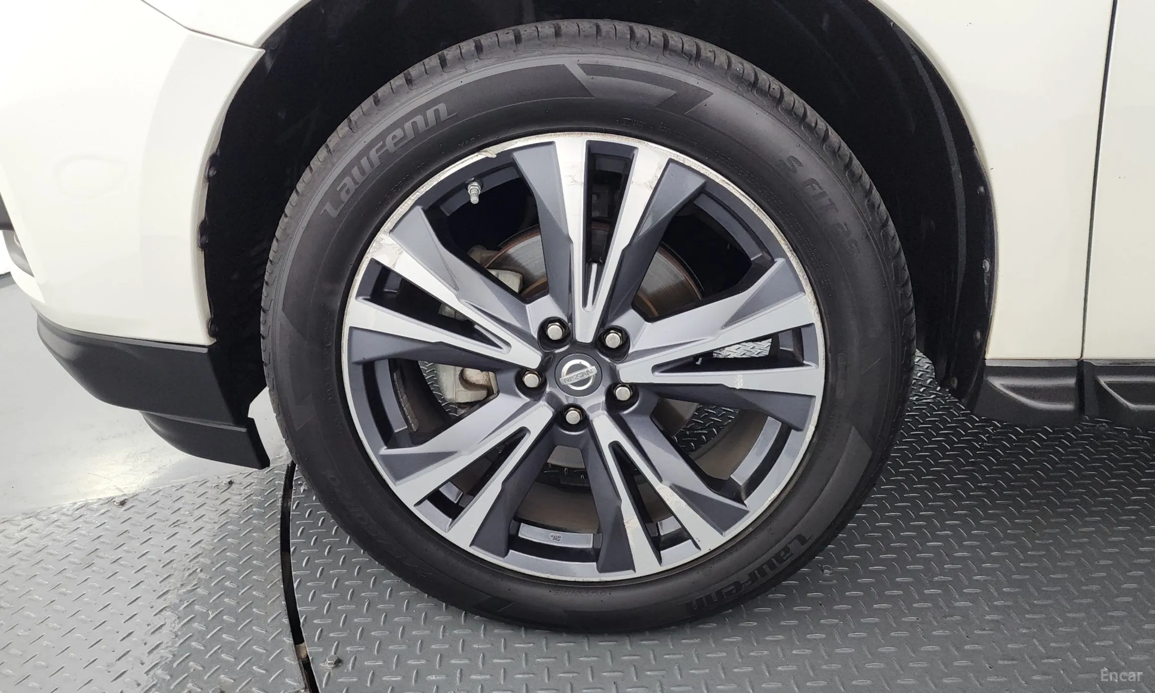 Nissan Pathfinder Gen 4 превью 5