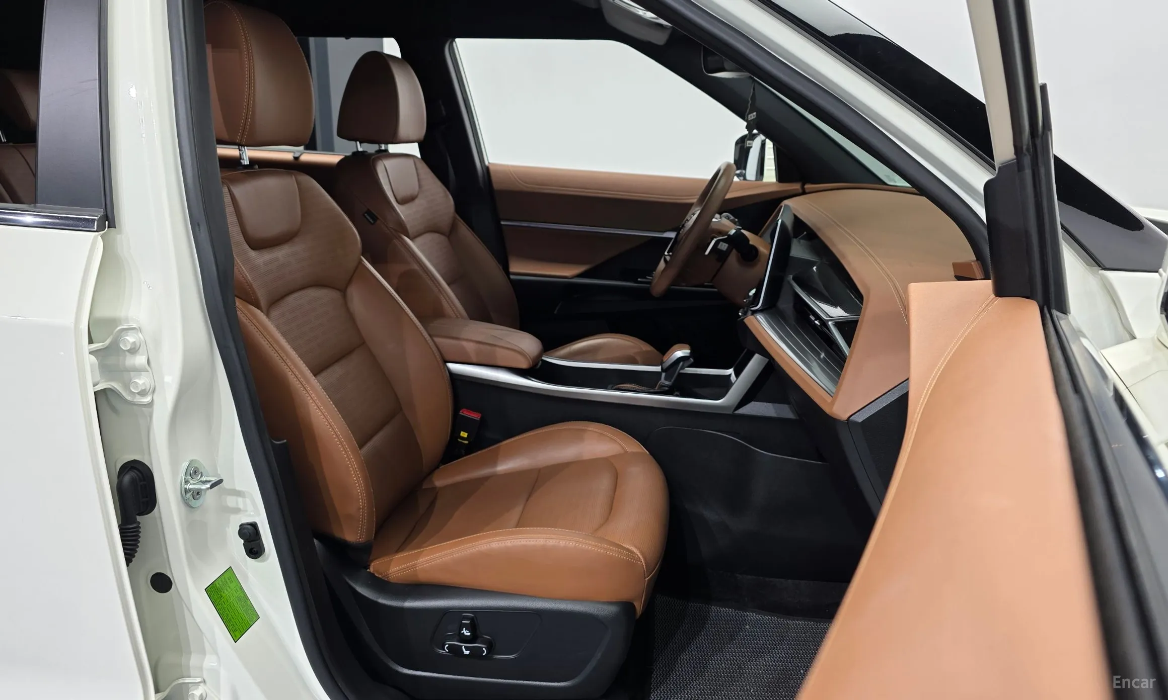 KG Mobility (SsangYong) Torres превью 11