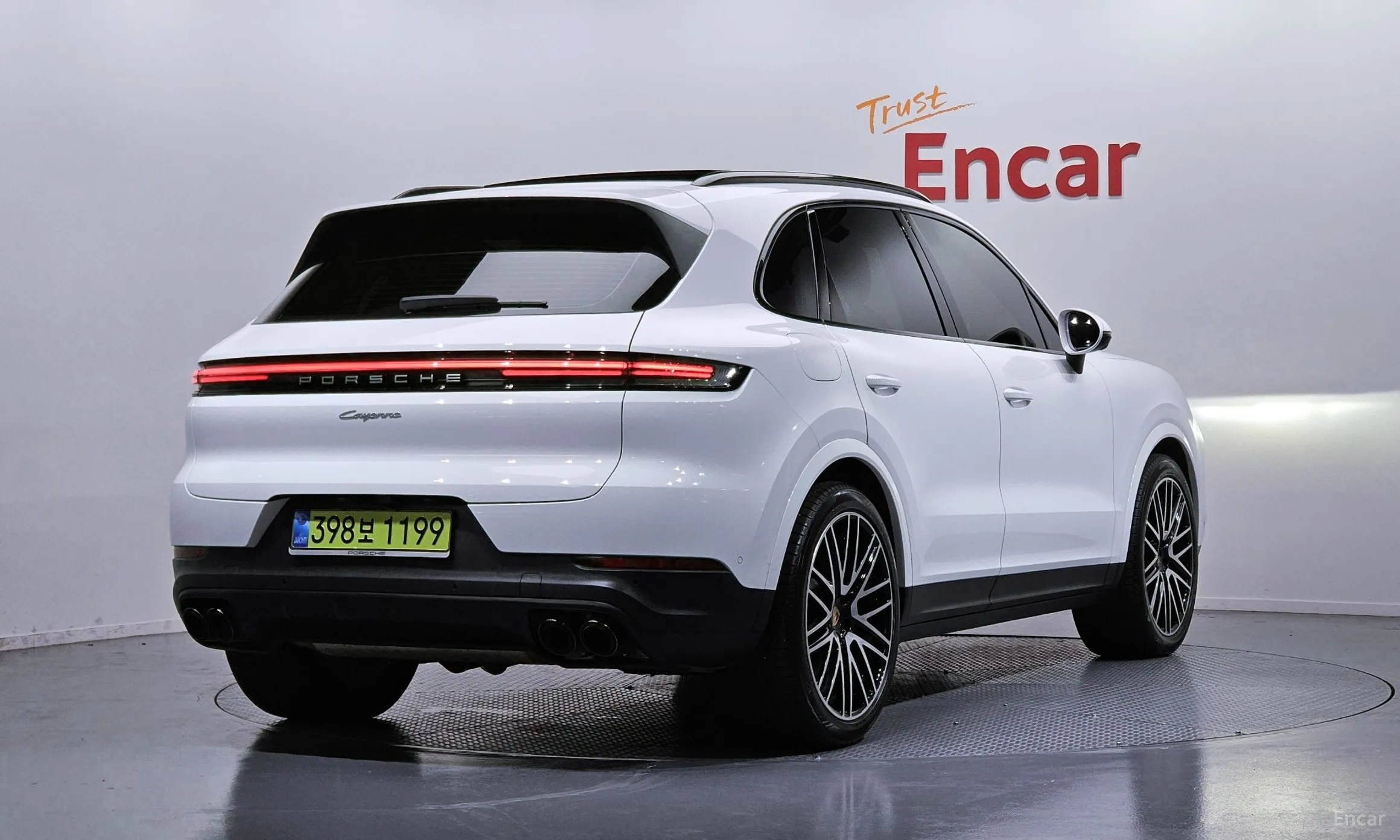 Porsche Cayenne (PO536) превью 2