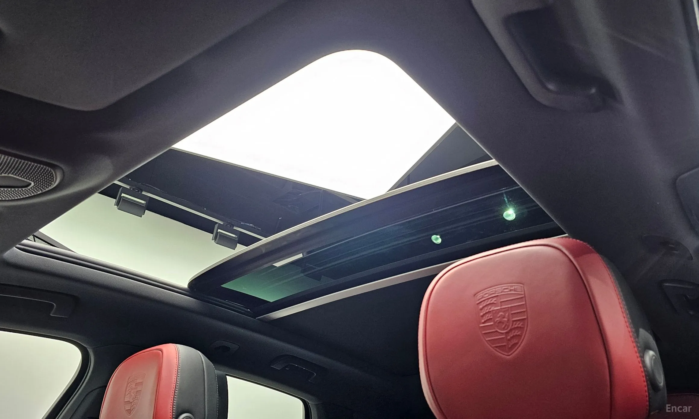 Porsche Cayenne (PO536) превью 19
