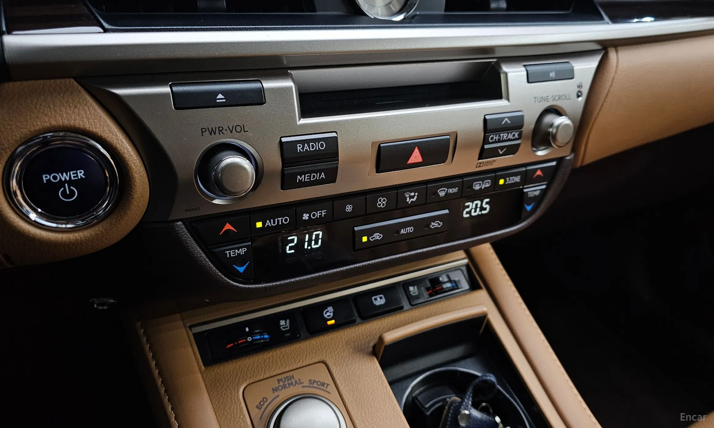 Lexus New ES300h превью 17