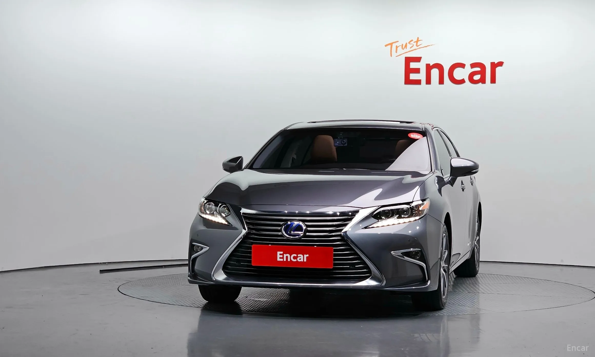 Lexus New ES300h превью 3