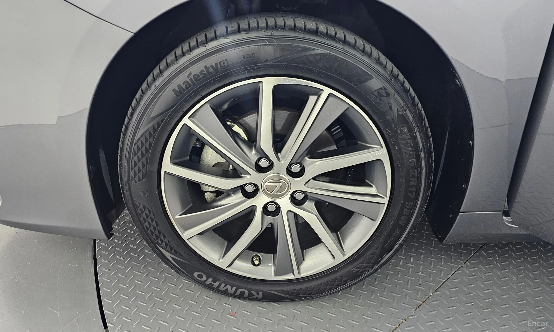 Lexus New ES300h превью 5