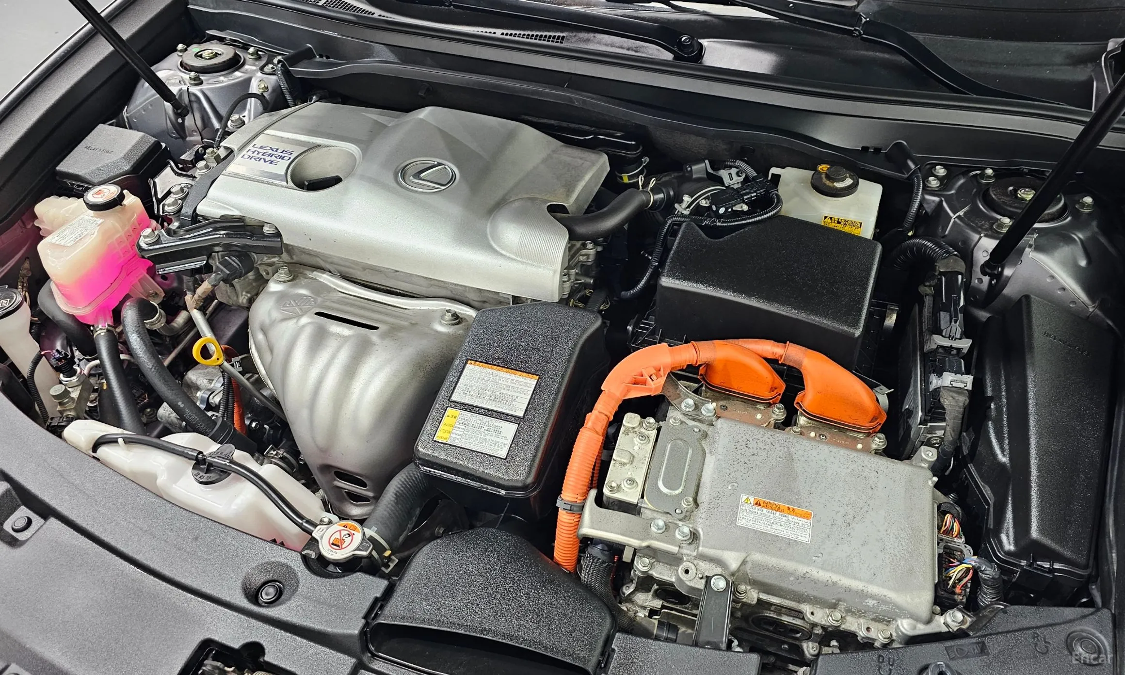 Lexus New ES300h превью 6