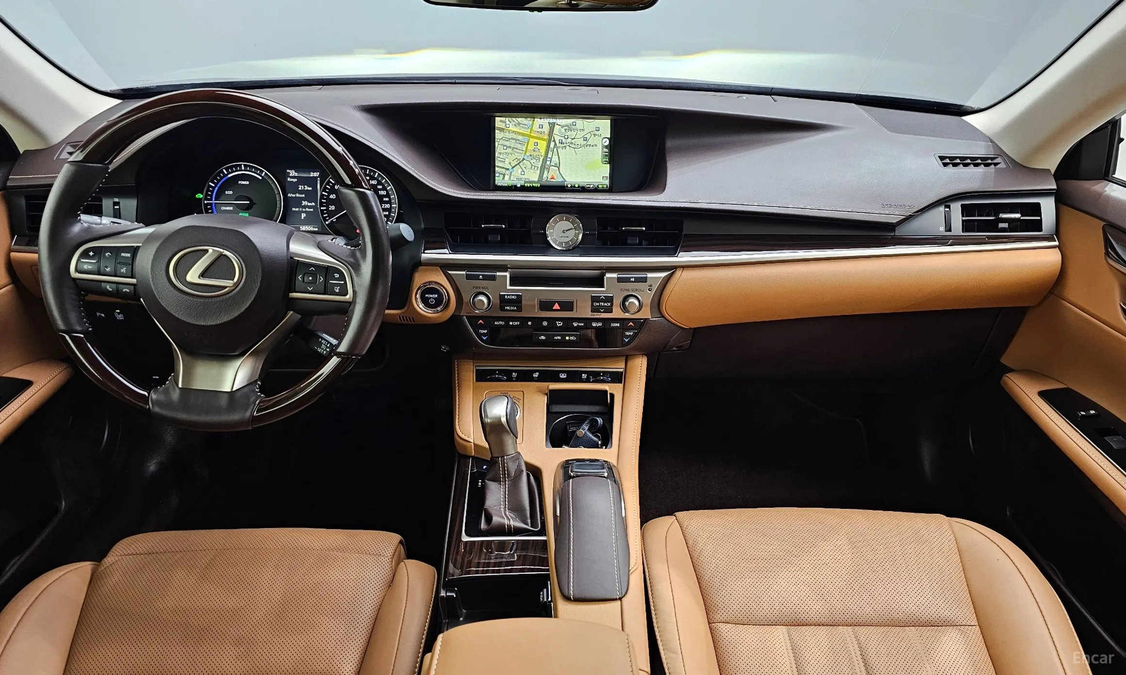 Lexus New ES300h превью 7