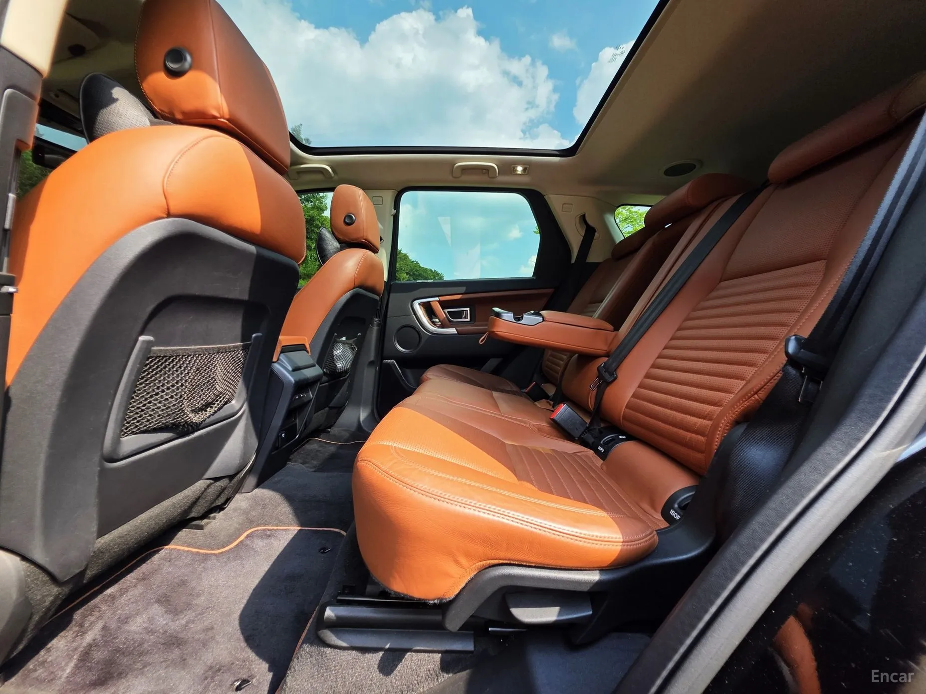 Land Rover Discovery Sports превью 14
