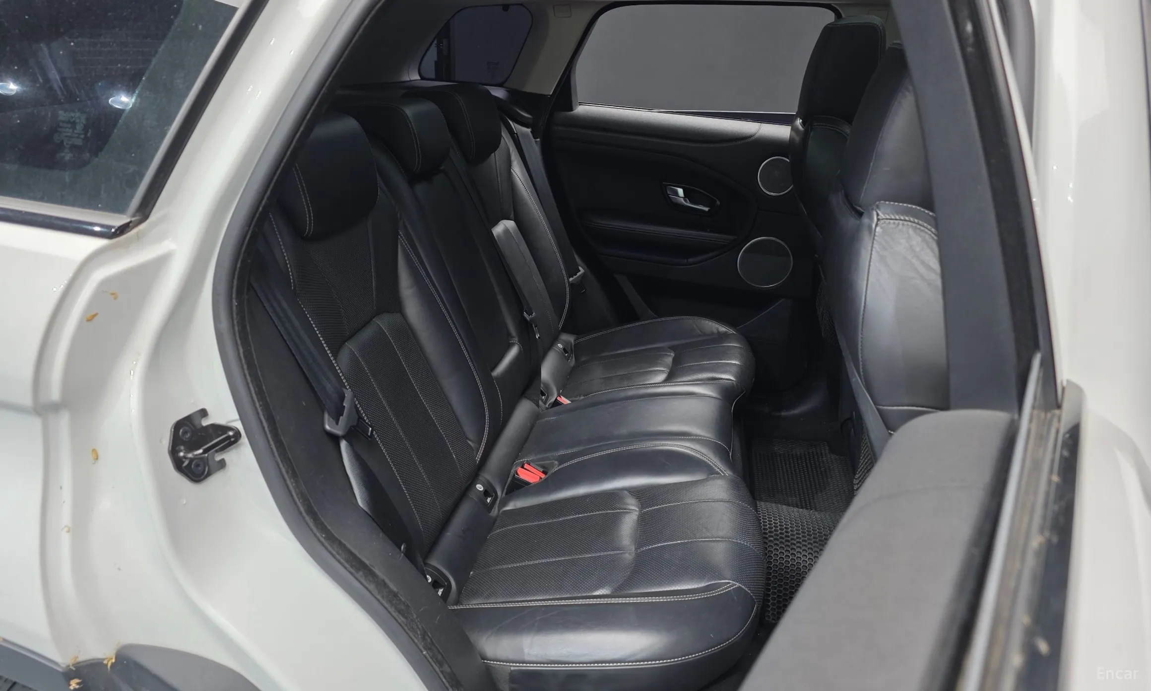 Land Rover Range Rover Evoque превью 11