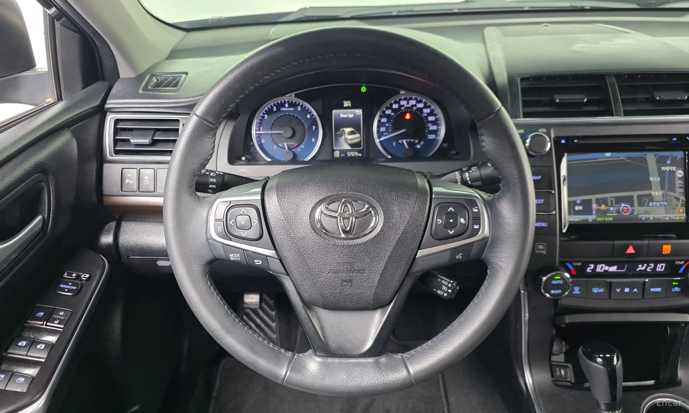 Toyota New Camry превью 13