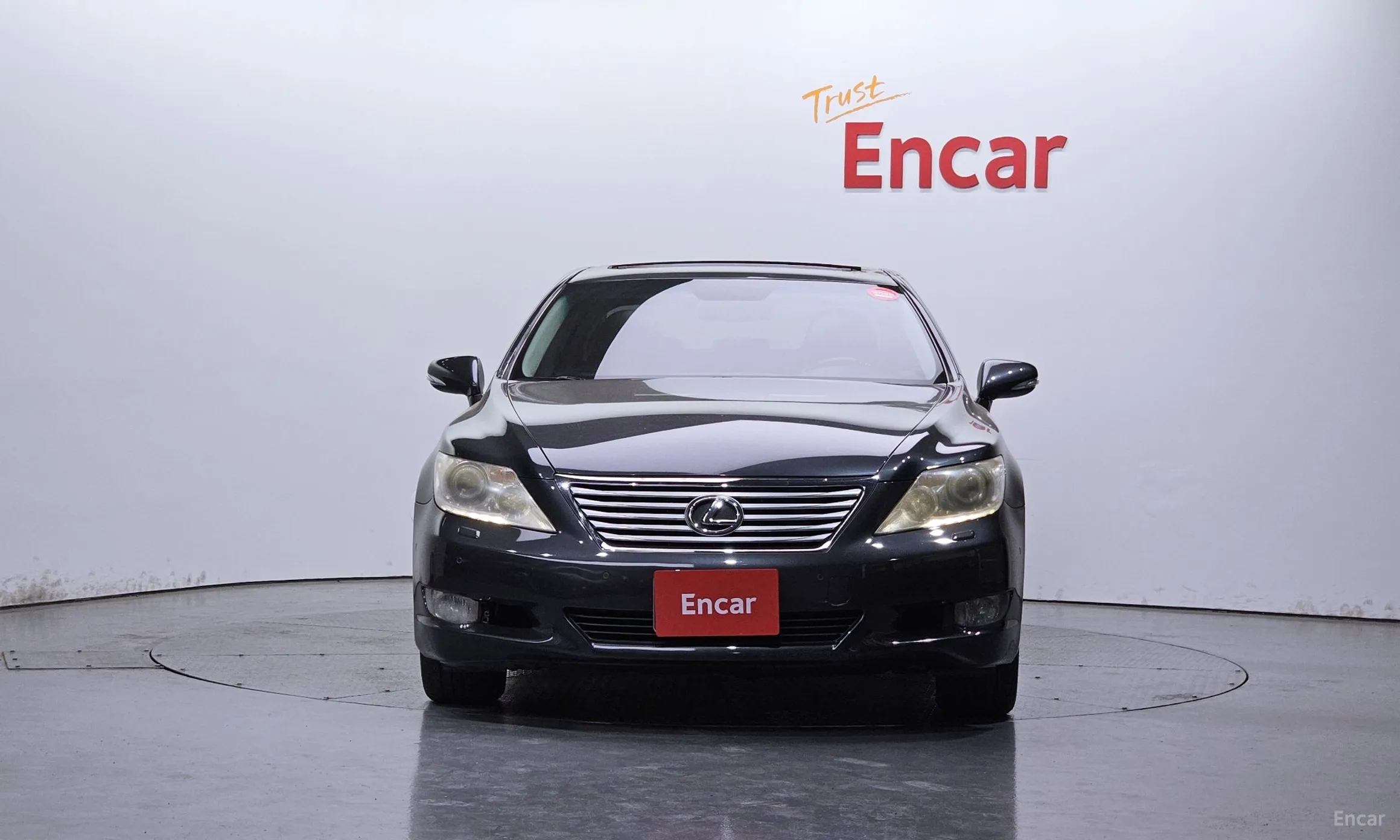 Lexus LS460L превью 3