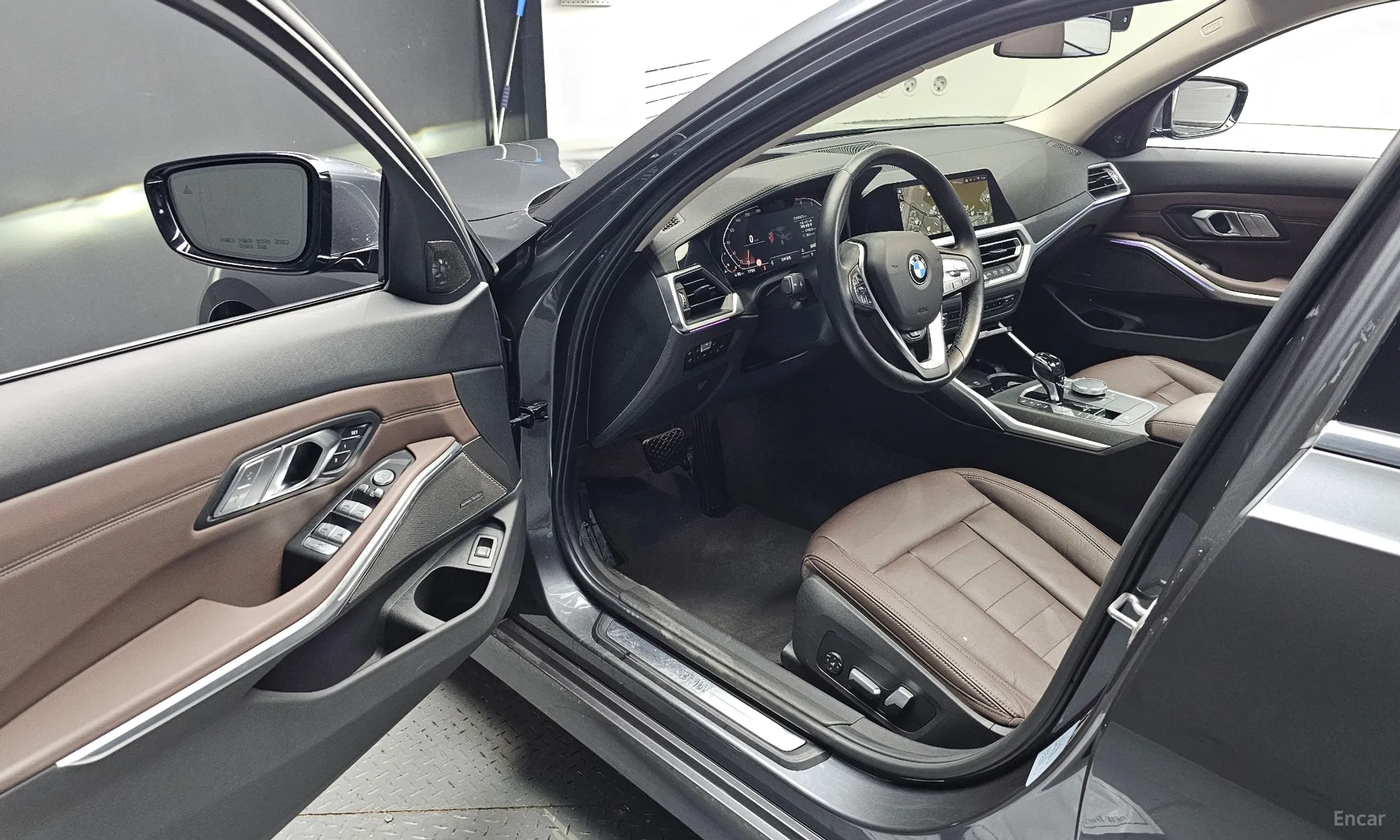 BMW 3 Series (G20) превью 10