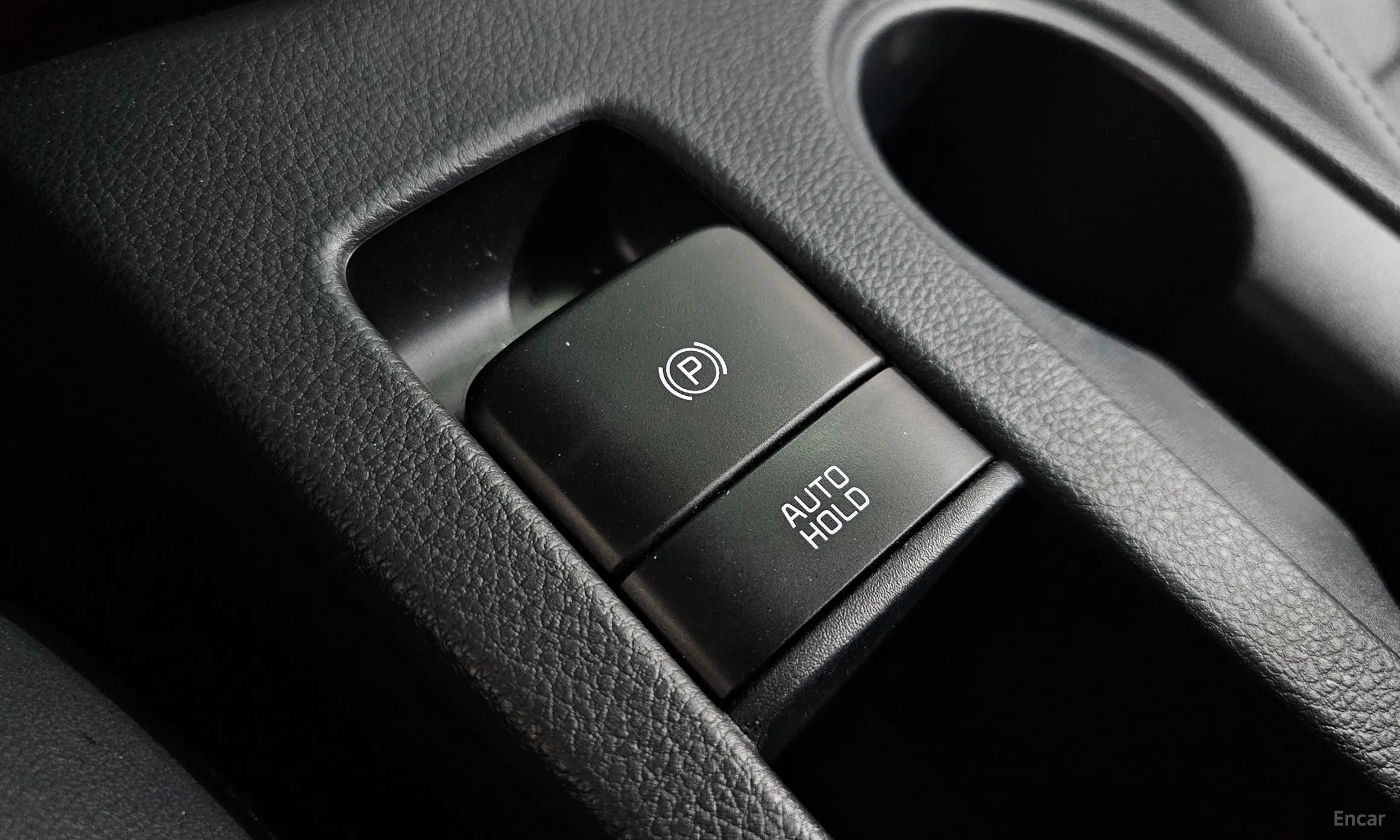 Kia Seltos превью 15