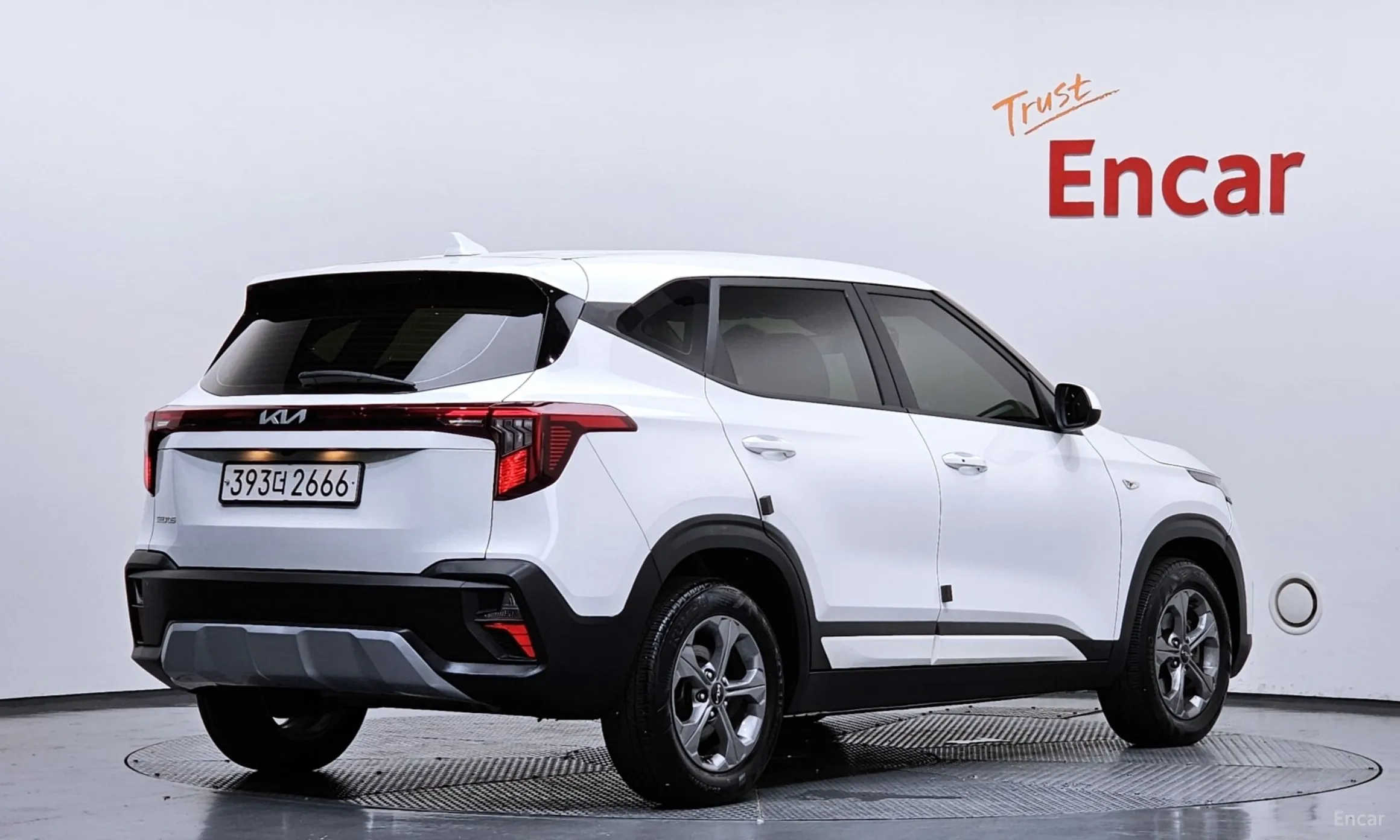 Kia Seltos превью 2