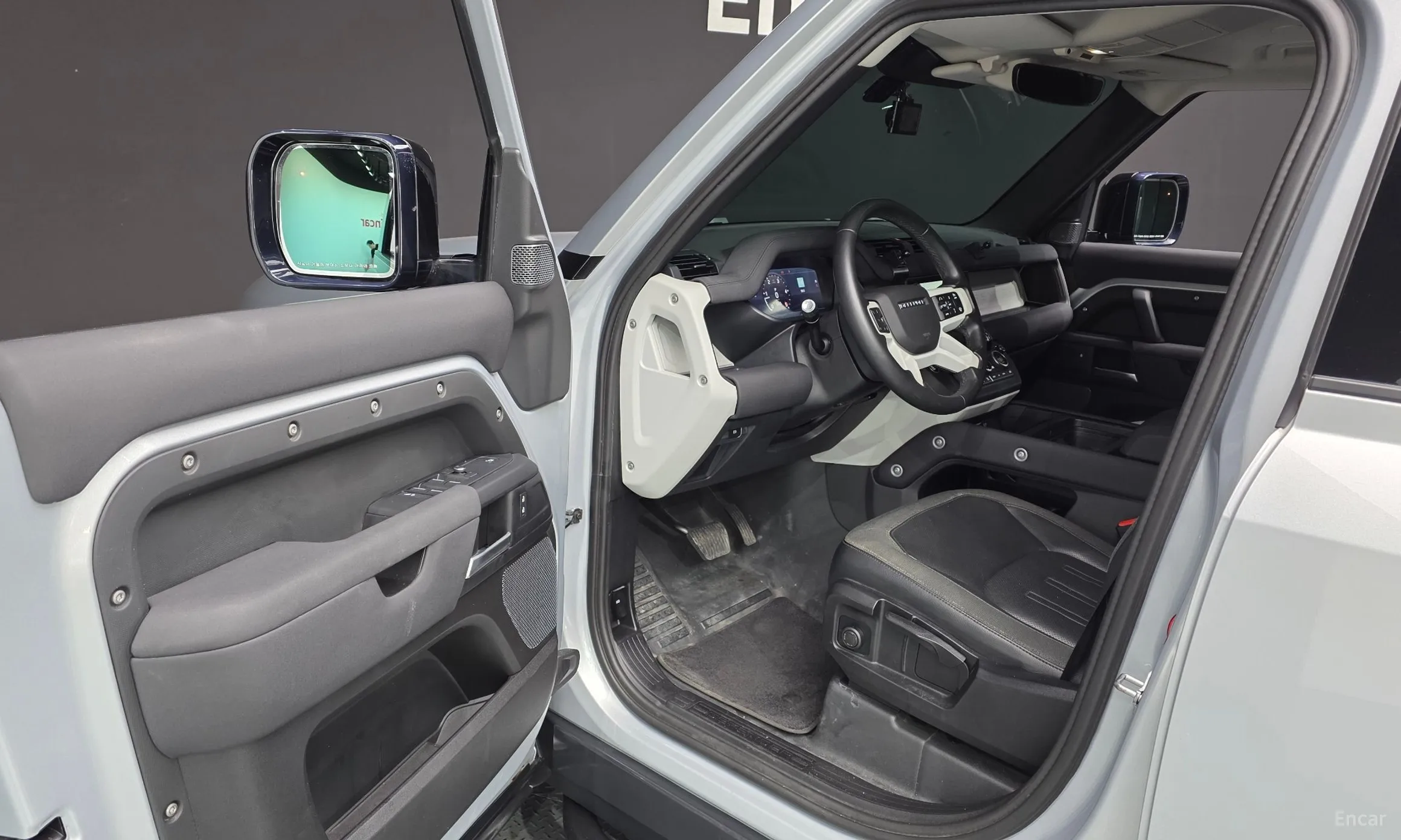 Land Rover Defender (L663) превью 10