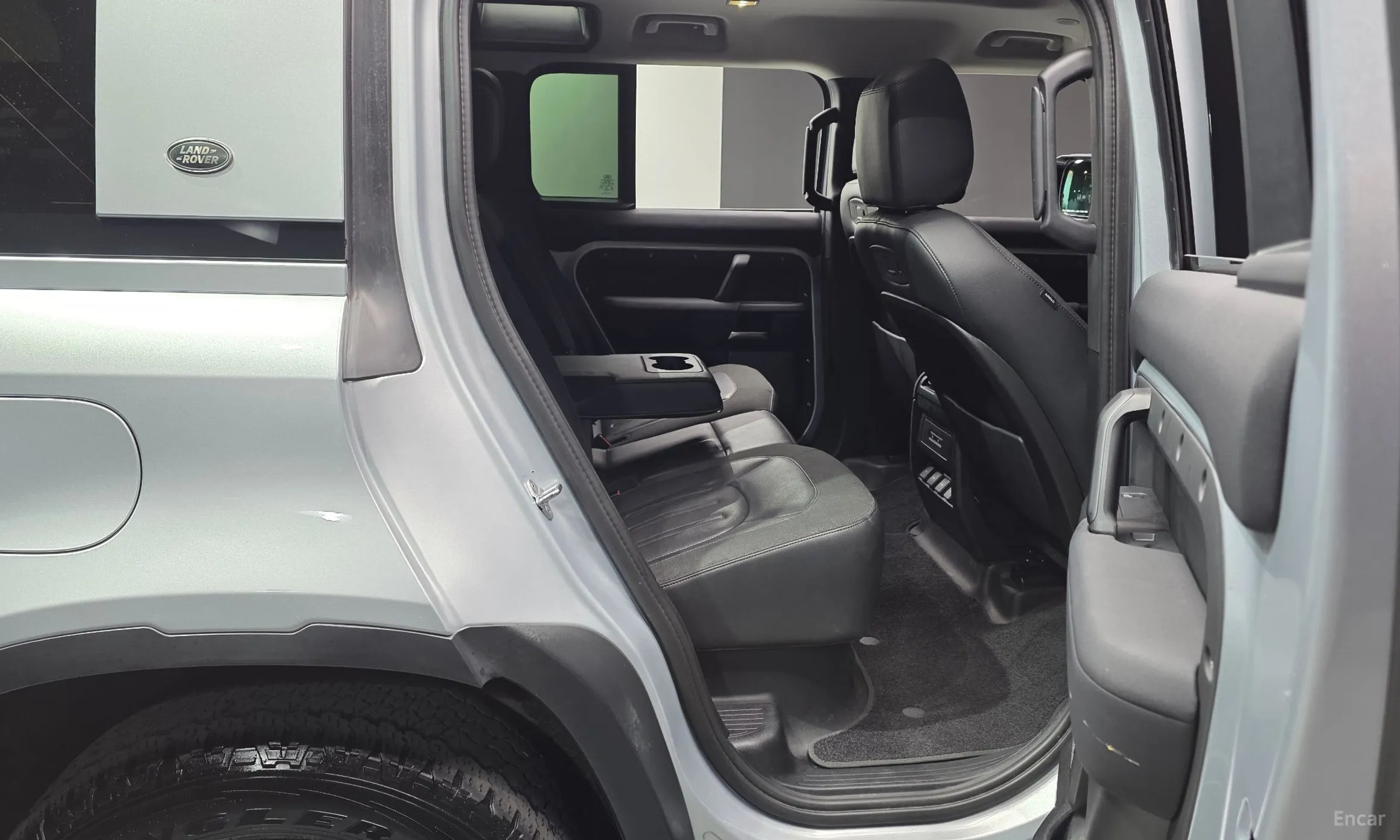 Land Rover Defender (L663) превью 12
