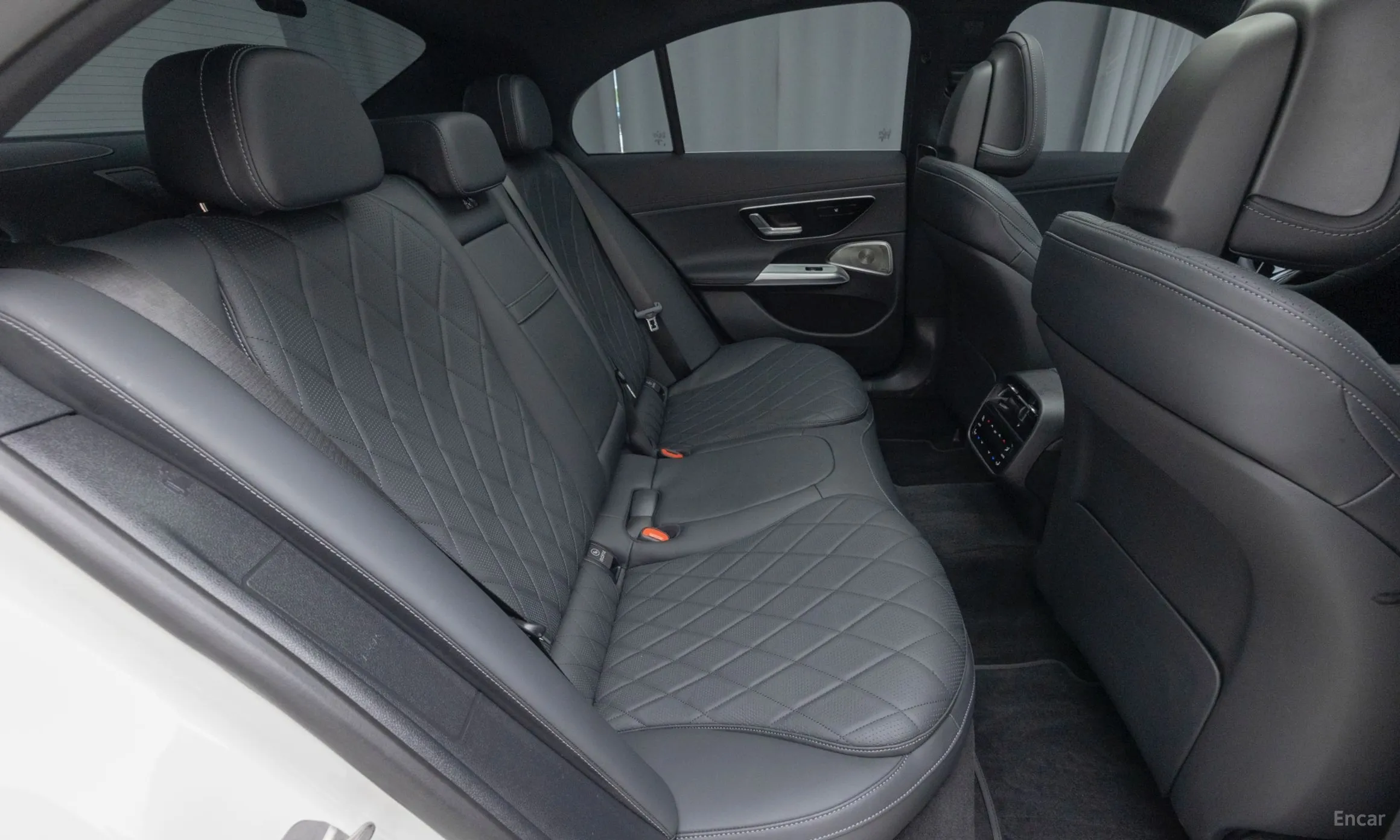 Mercedes Benz E-Class W214 превью 11