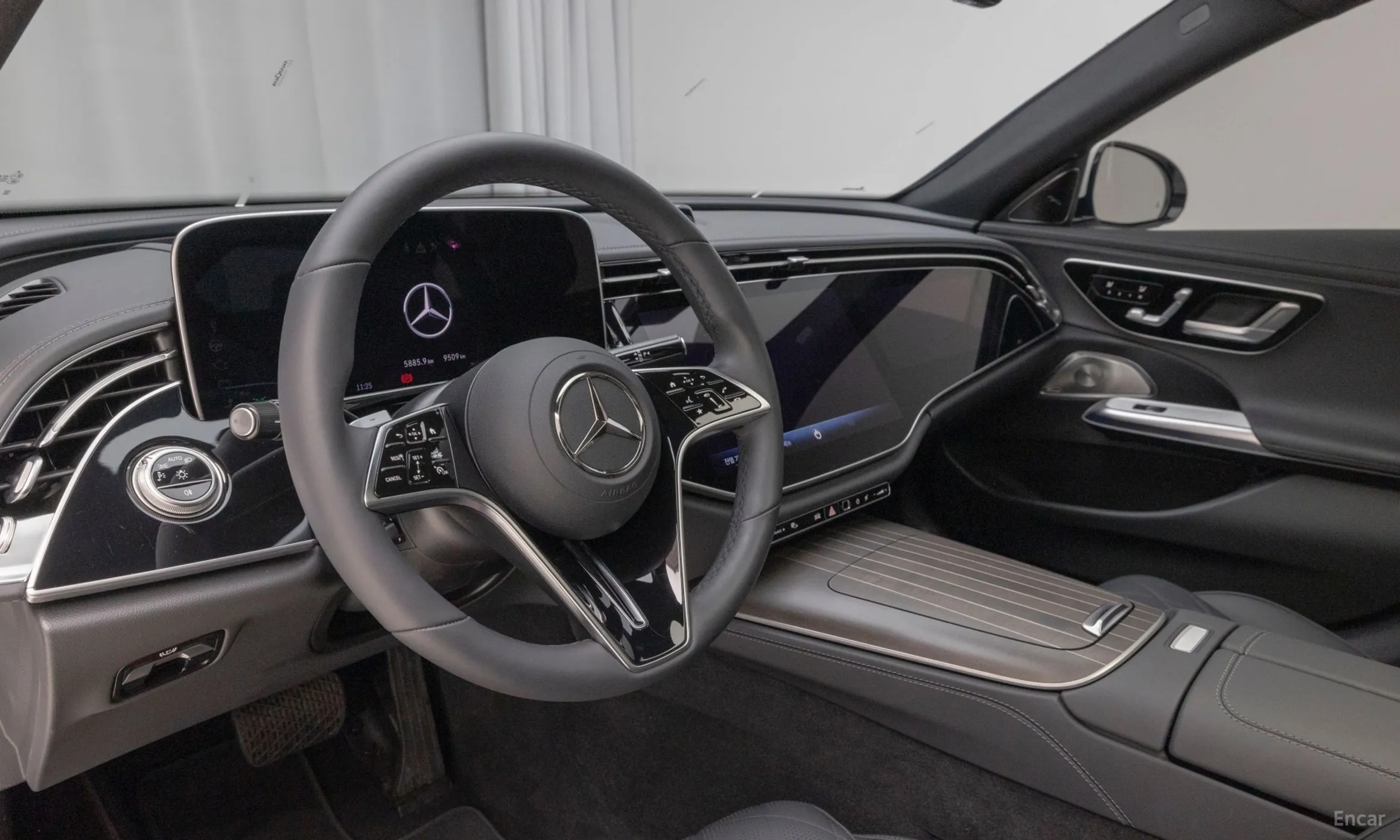 Mercedes Benz E-Class W214 превью 16