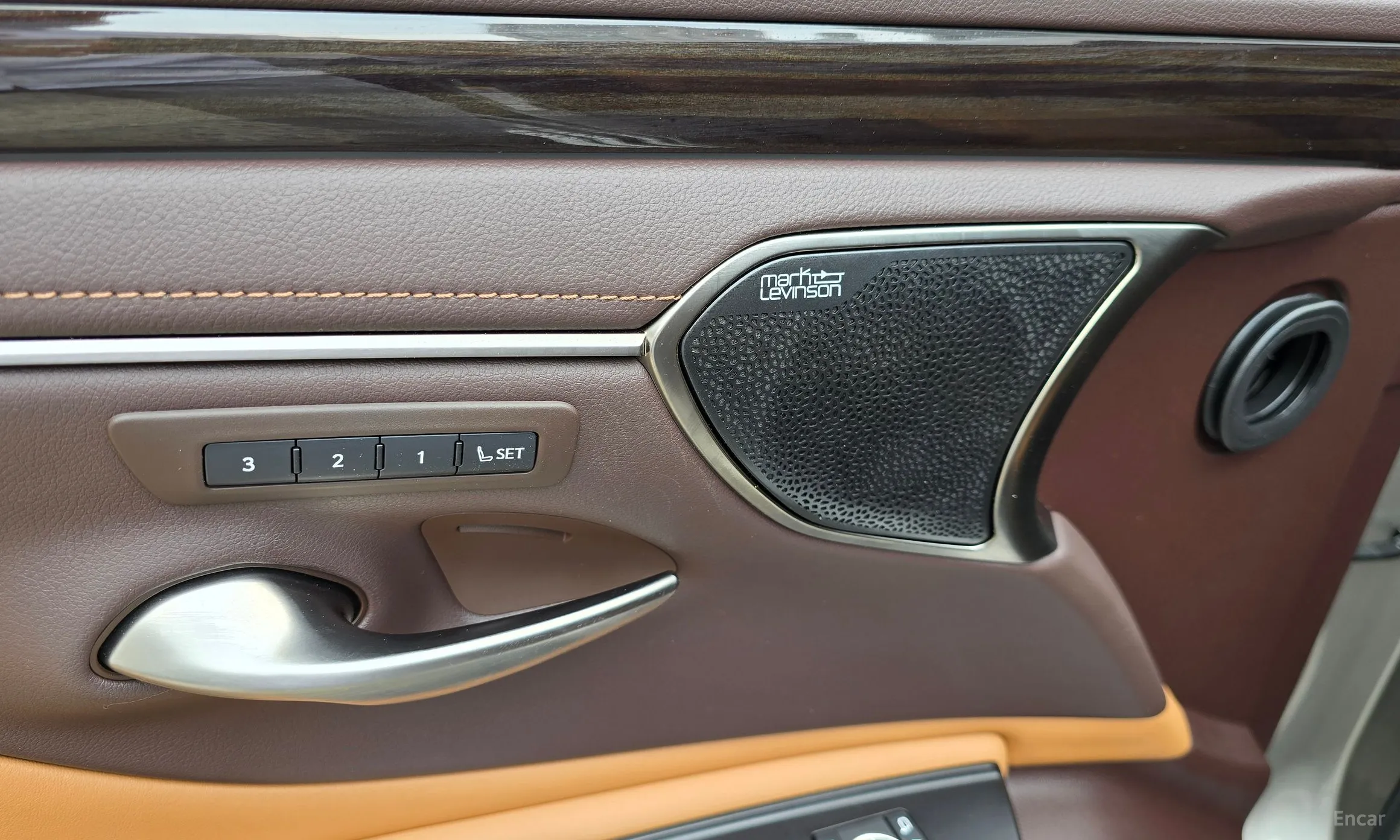 Lexus ES300h 7th Generation превью 11