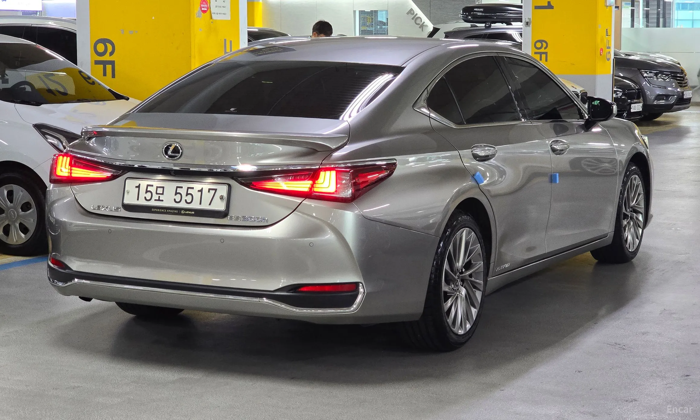 Lexus ES300h 7th Generation превью 2