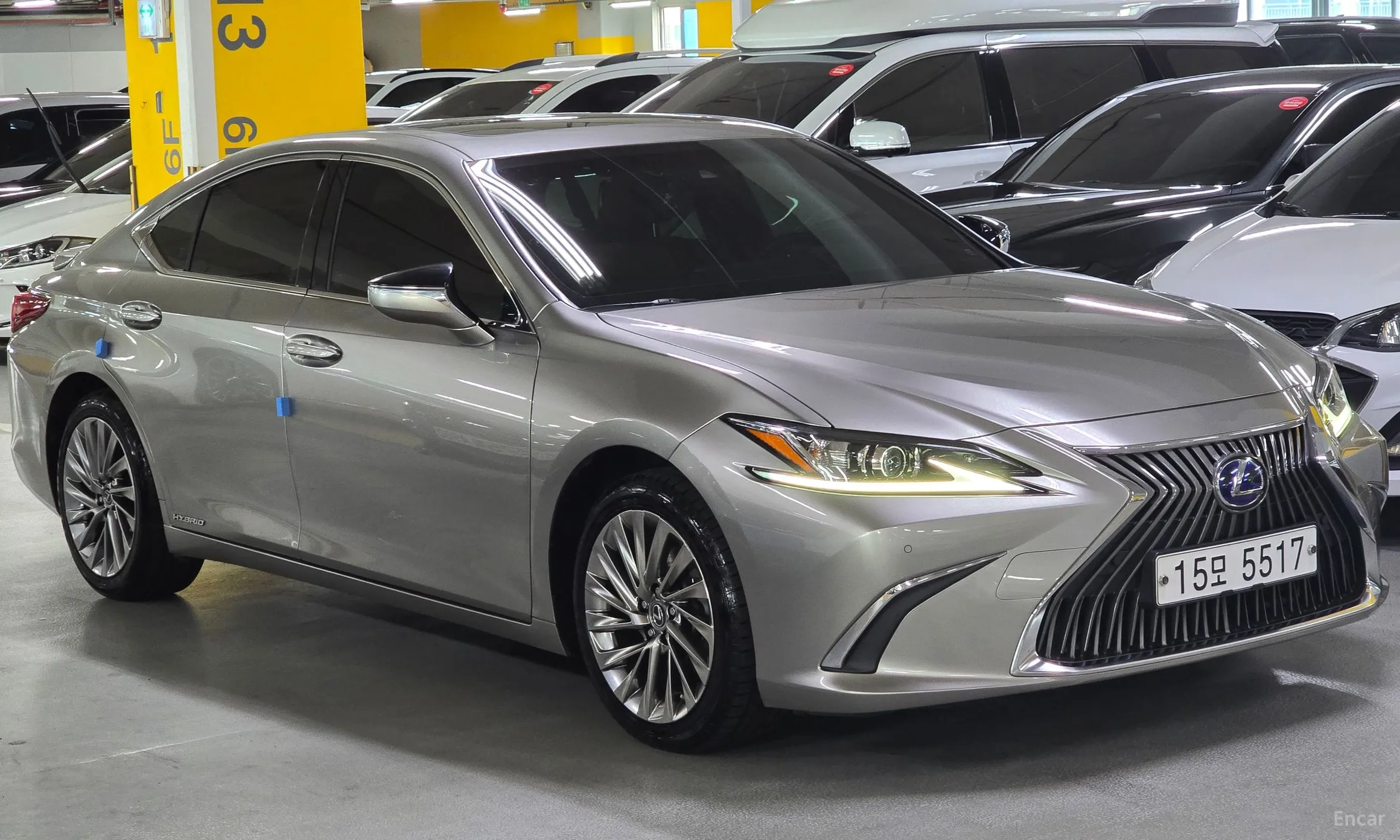 Lexus ES300h 7th Generation превью 3